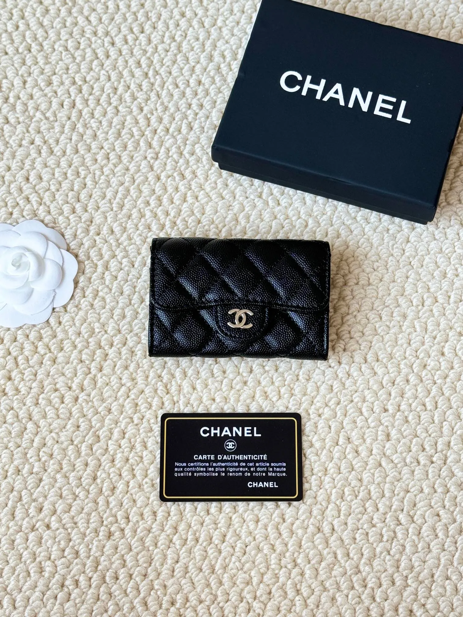 💰120 Style number: AP458chanel The most classic card holder, coin purse, Chanel classic flap card holder. Caviar cowhide, card holder and coin purse in one, with slip pocket on the back. Size: 7.5 × 11.3 × 2.1 cm