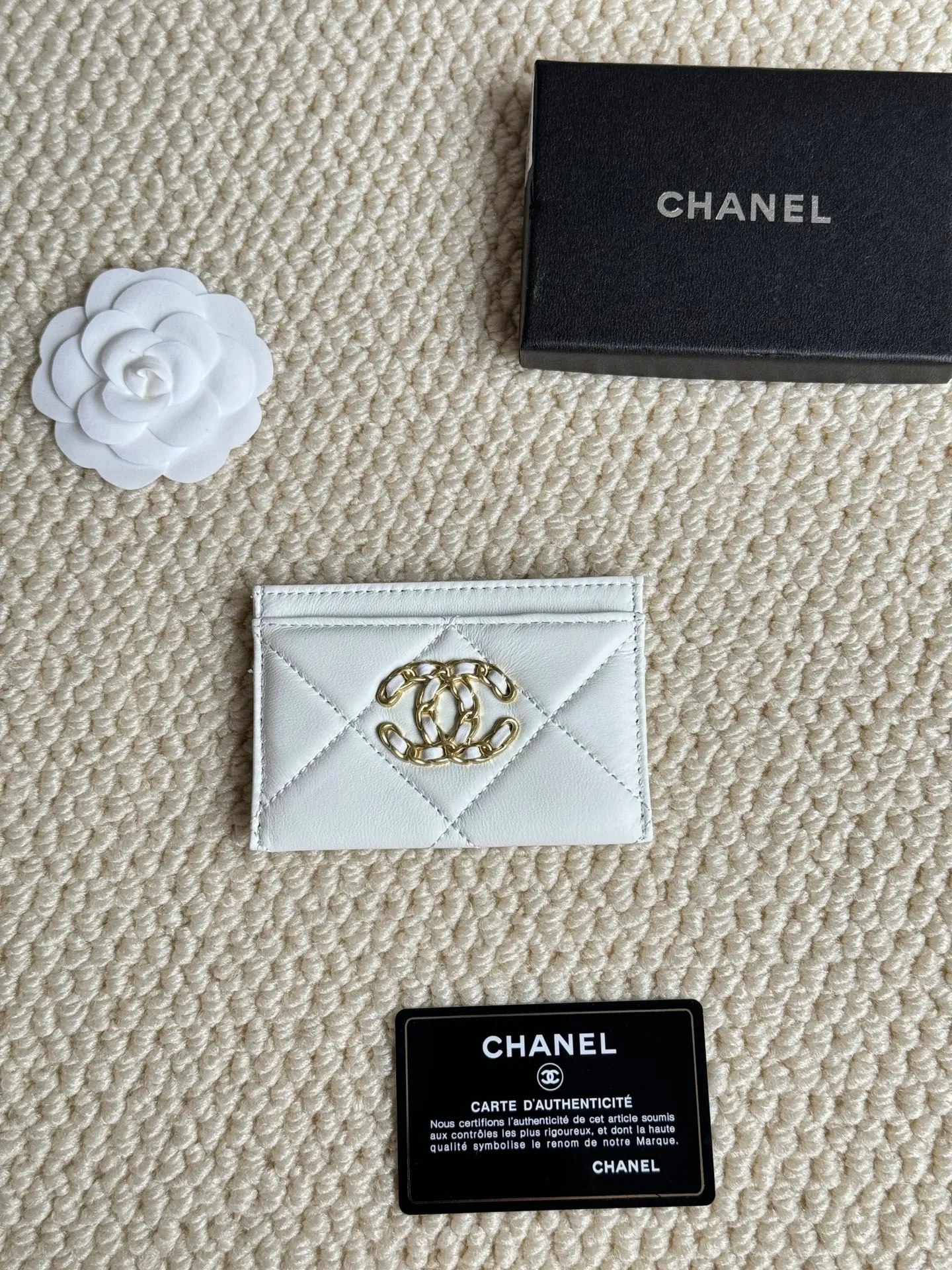 💰100 chanel classic sheepskin card bag Chanel counter new card holder👍 Model number: AP2364 Size: 7.5 × 11.2 × 0.5 cm 😍😍Fine workmanship and high-end quality