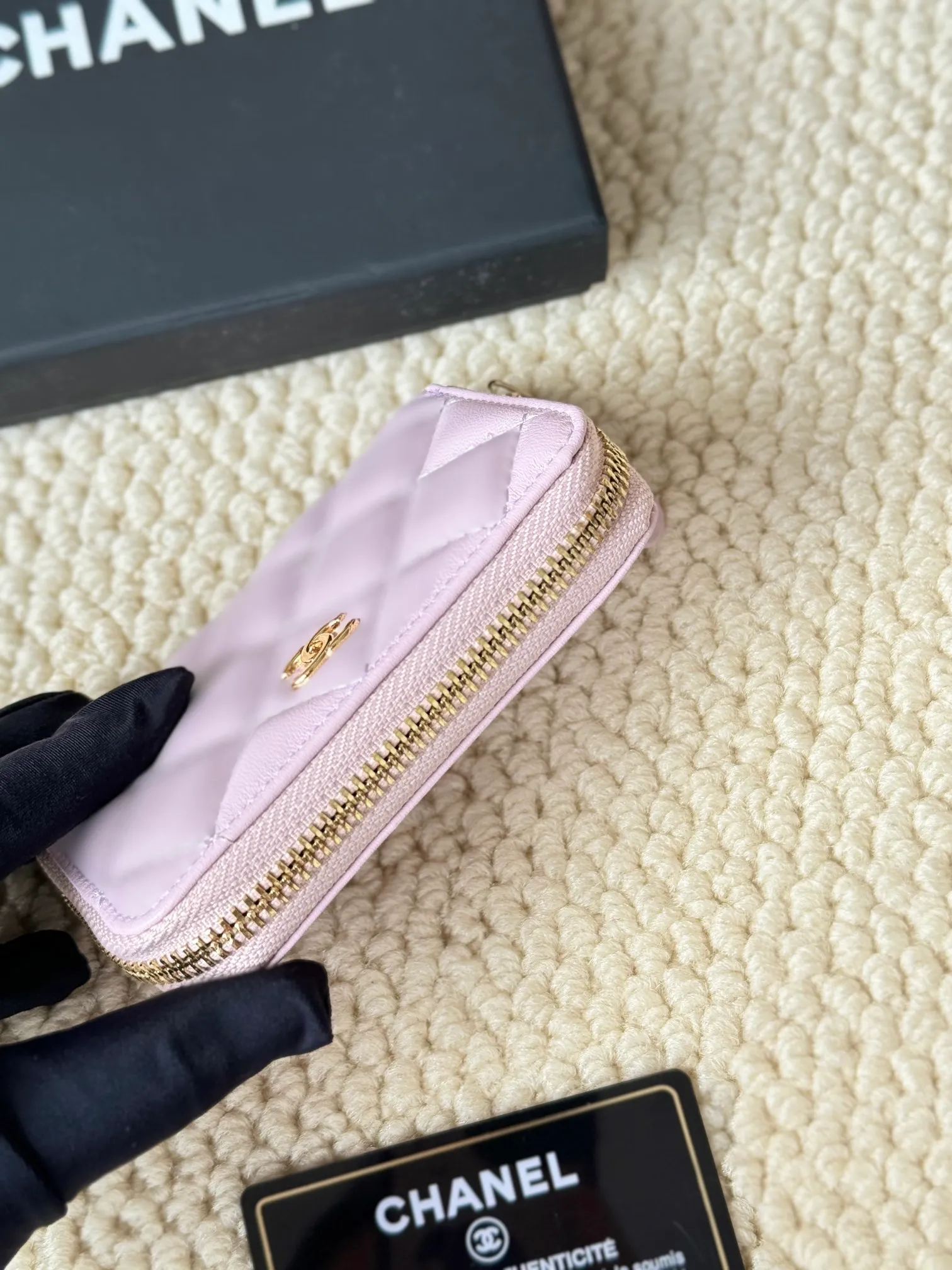 💰120 Style number: AP462 Chanel sheepskin series Chanel card holder ❤Coin purse️❤️ Counter style Impeccable workmanship details Adhere to high quality Size: 10x9cm