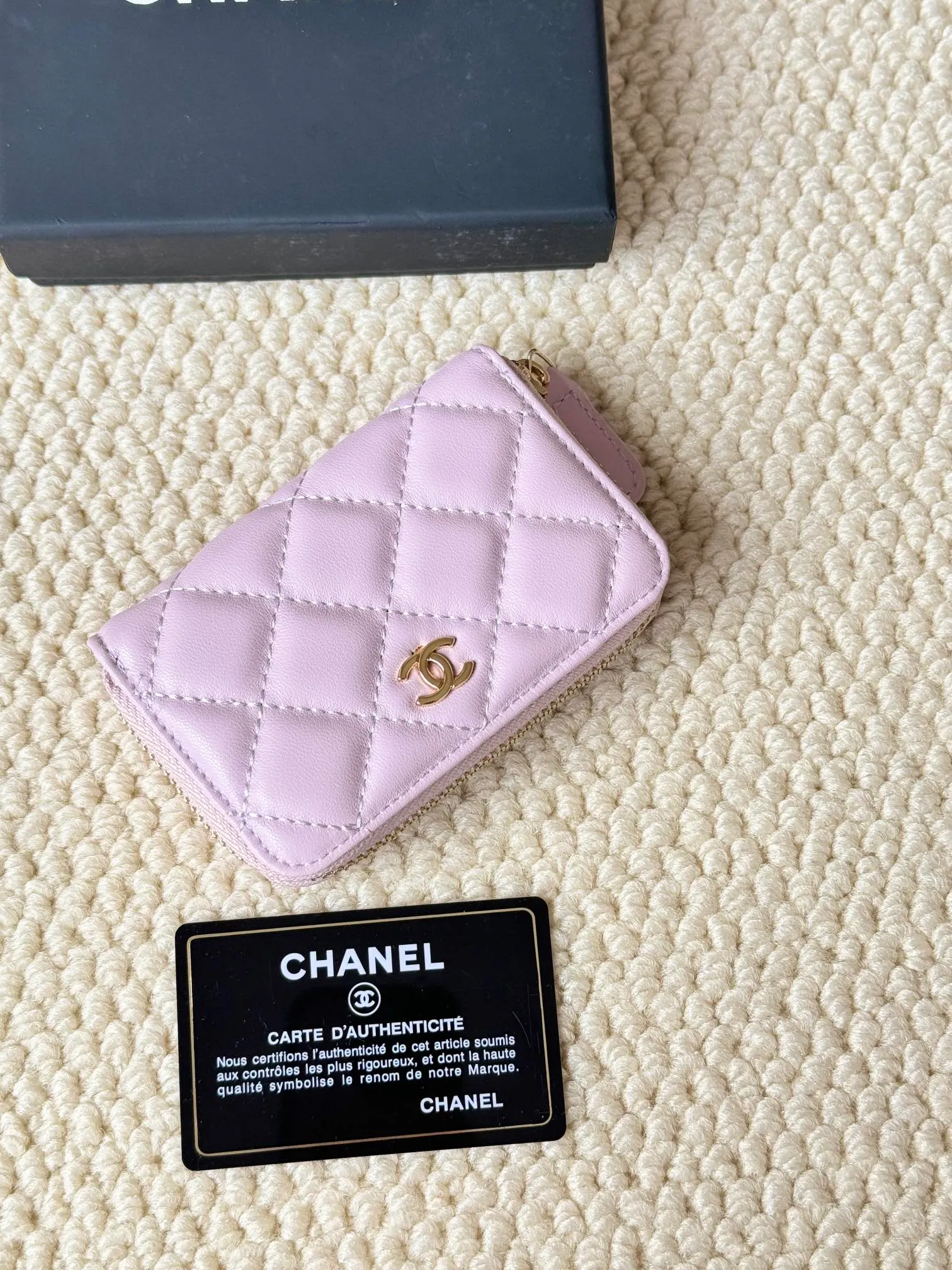 💰120 Style number: AP462 Chanel sheepskin series Chanel card holder ❤Coin purse️❤️ Counter style Impeccable workmanship details Adhere to high quality Size: 10x9cm