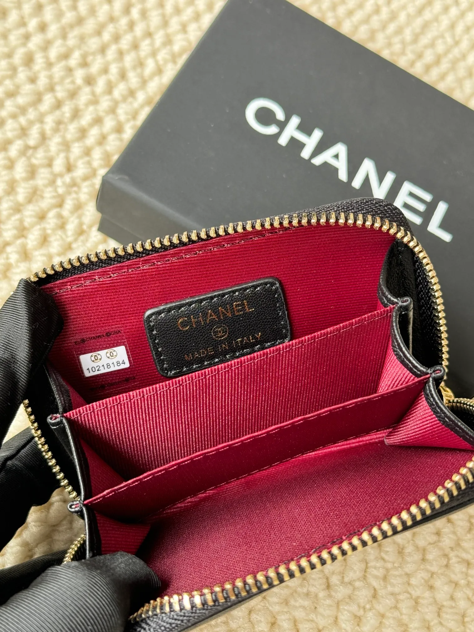 💰130 Chanel card holder❤Coin purse️❤️Full leather inside and outside. Counter style. Impeccable workmanship details. Adhere to high quality. Style number: P1920 Size: 11.5x8cm