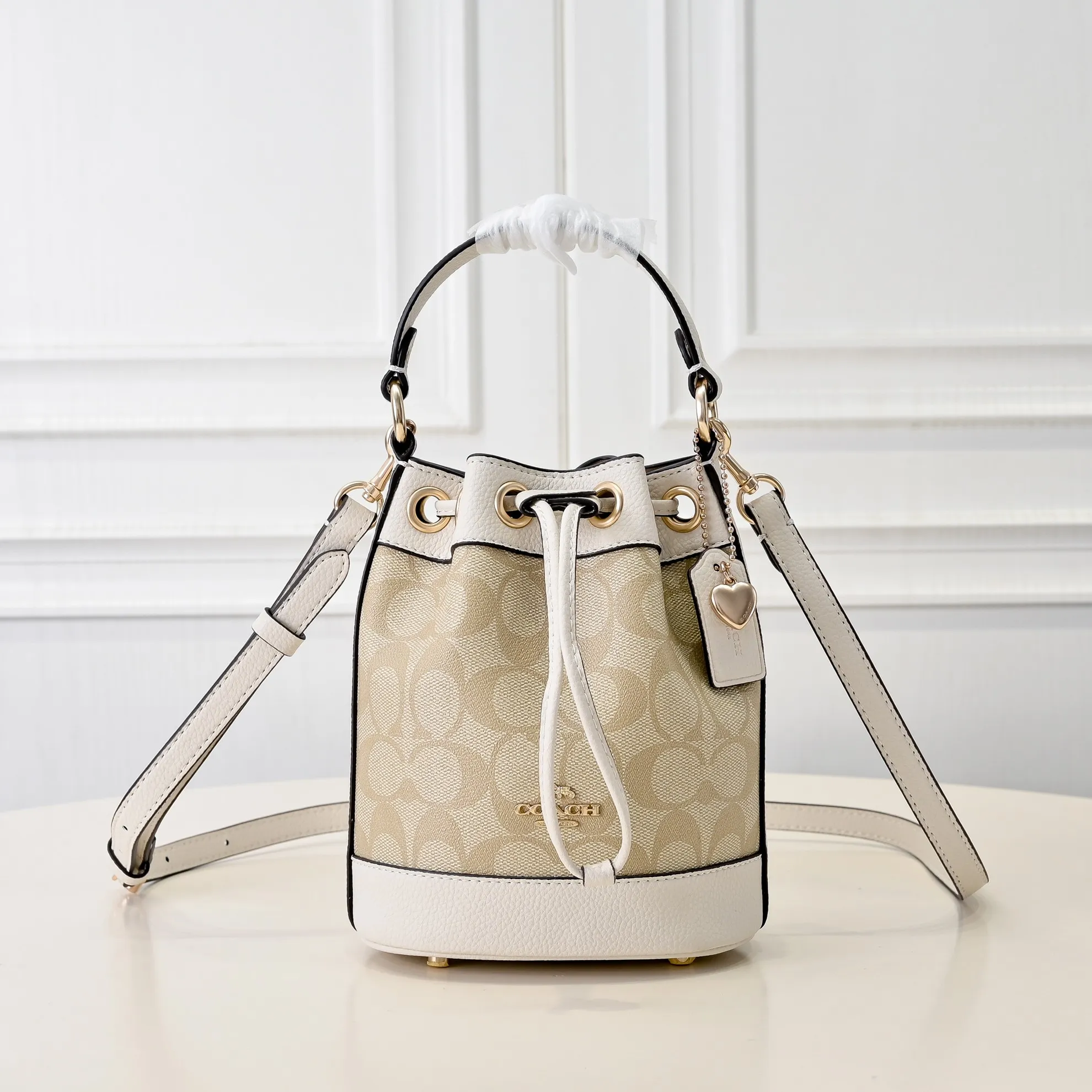 Style number: C5121 Size: 14*16.5*9cm