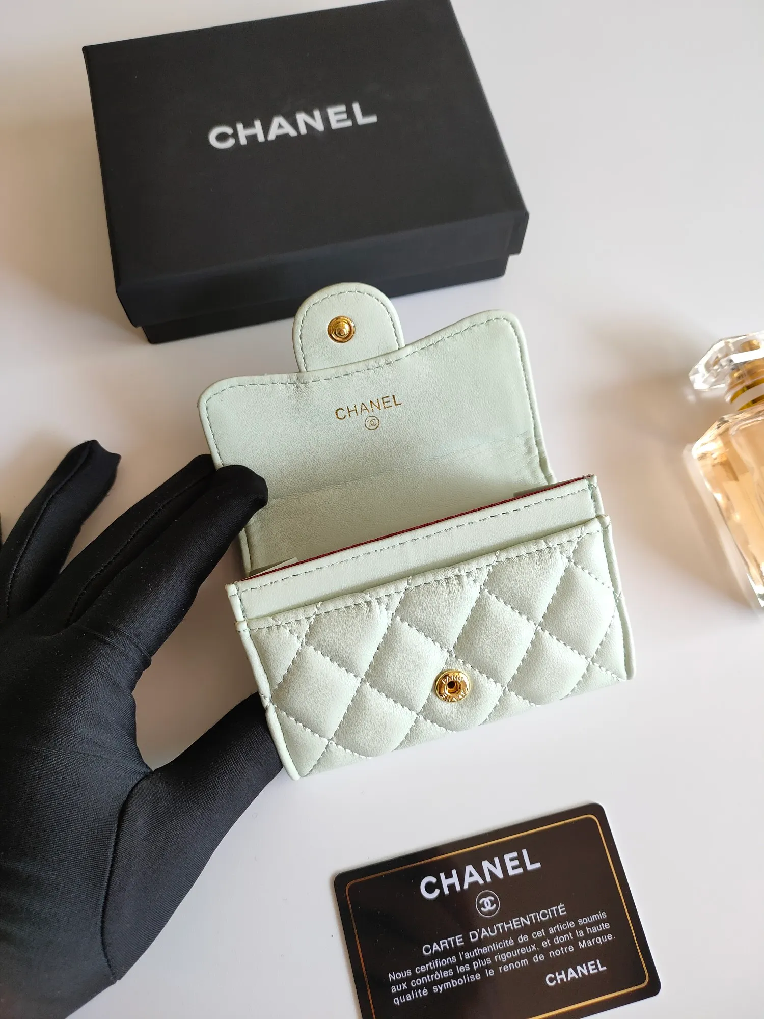 ￥130 CHANEL Chanel classic flap card holder. Imported sheepskin and caviar cowhide, card holder and coin purse integrated, with slip pocket on the back, model number: AP448, size: 7.5 × 11.3 × 2.1 cm