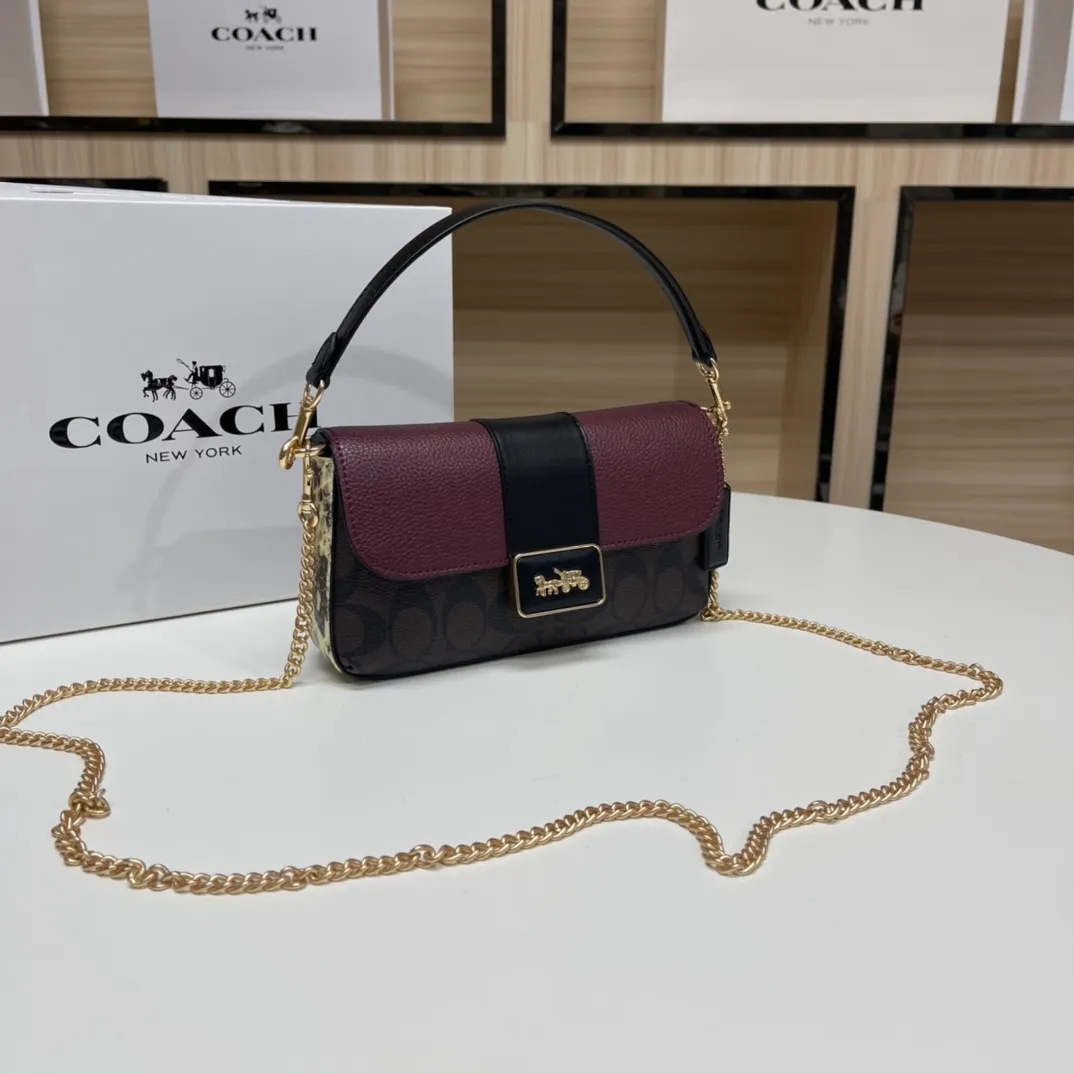 Top original order p420💰COACH Classic Outlet new GRACE flip shoulder crossbody bag for women, model CC033. Size: 22X12.5X5.5