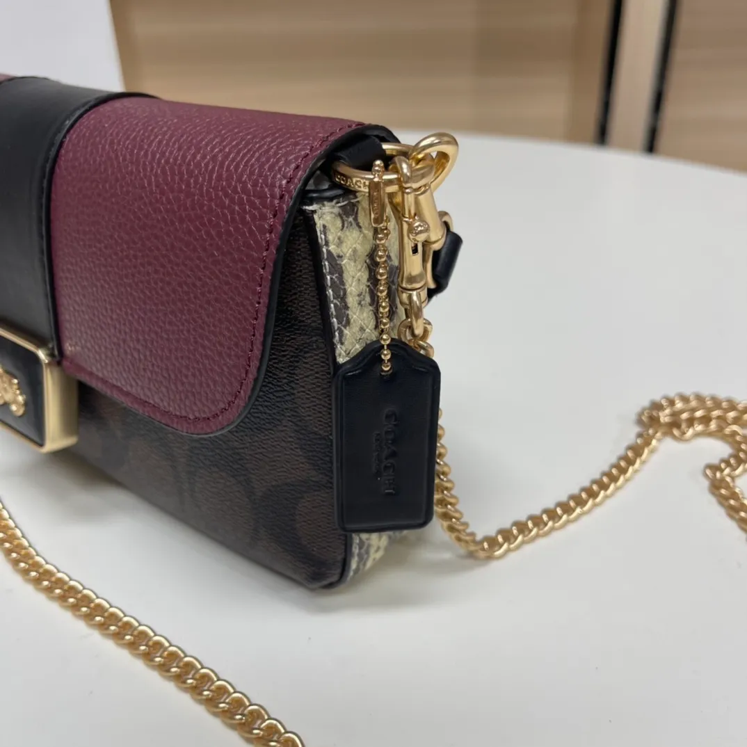 Top original order p420💰COACH Classic Outlet new GRACE flip shoulder crossbody bag for women, model CC033. Size: 22X12.5X5.5