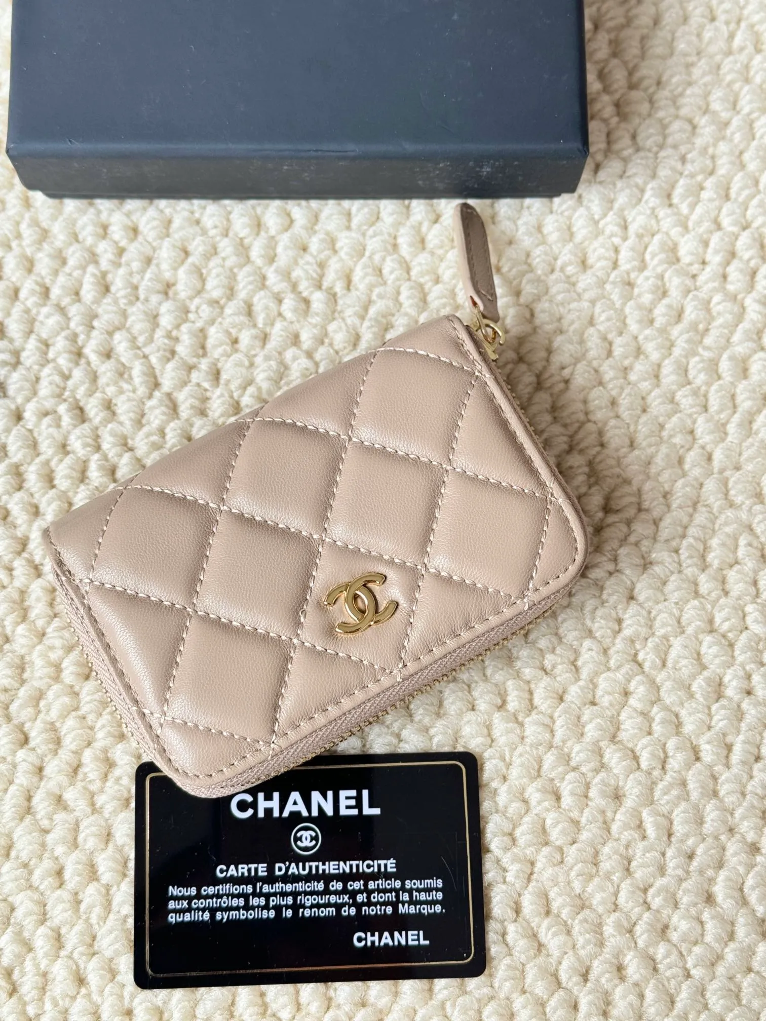 💰120 Style number: AP462 Chanel sheepskin series Chanel card holder ❤Coin purse️❤️ Counter style Impeccable workmanship details Adhere to high quality Size: 10x9cm