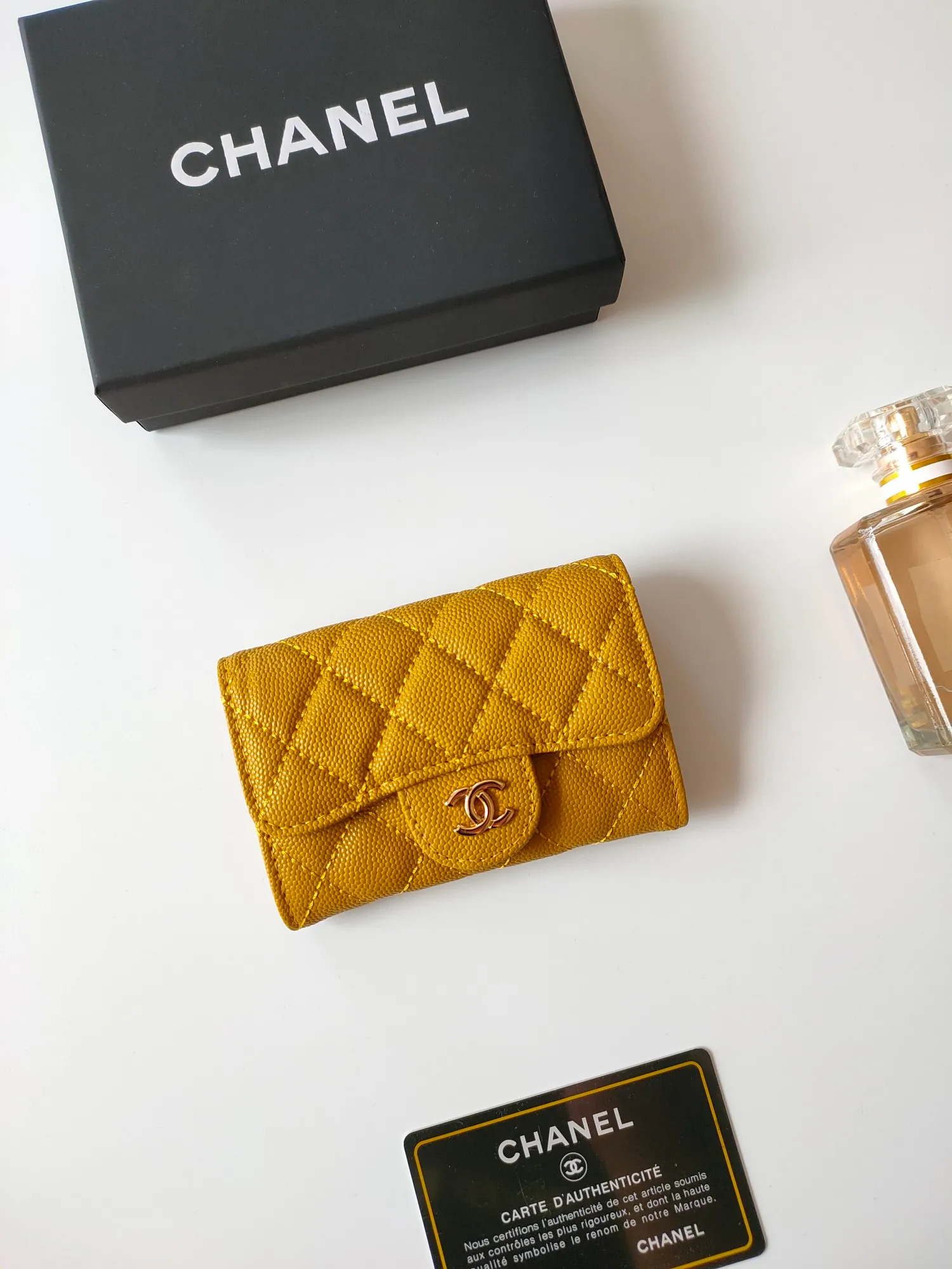￥130 CHANEL Chanel classic flap card holder. Imported sheepskin and caviar cowhide, card holder and coin purse integrated, with slip pocket on the back, model number: AP448, size: 7.5 × 11.3 × 2.1 cm