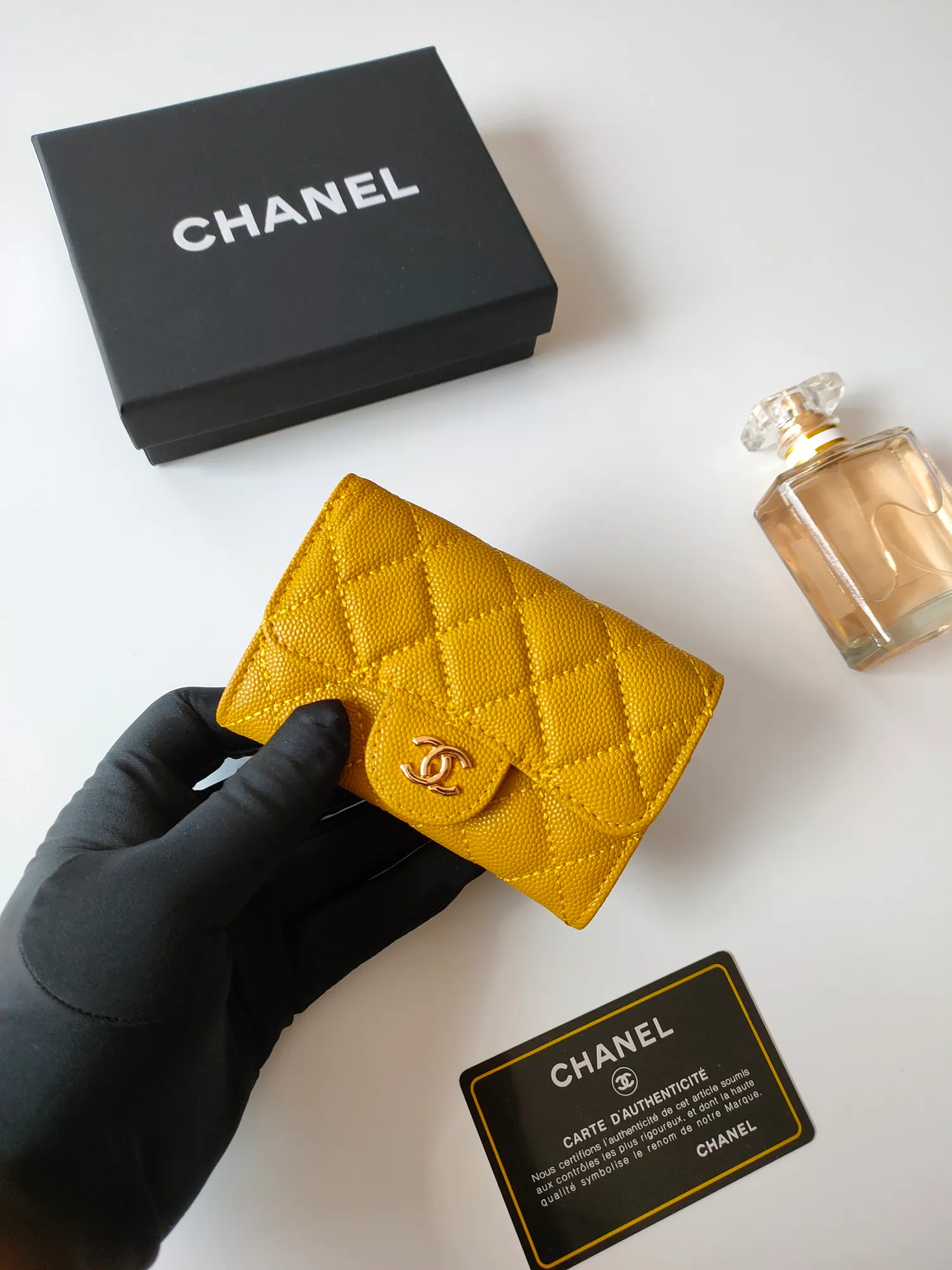￥130 CHANEL Chanel classic flap card holder. Imported sheepskin and caviar cowhide, card holder and coin purse integrated, with slip pocket on the back, model number: AP448, size: 7.5 × 11.3 × 2.1 cm