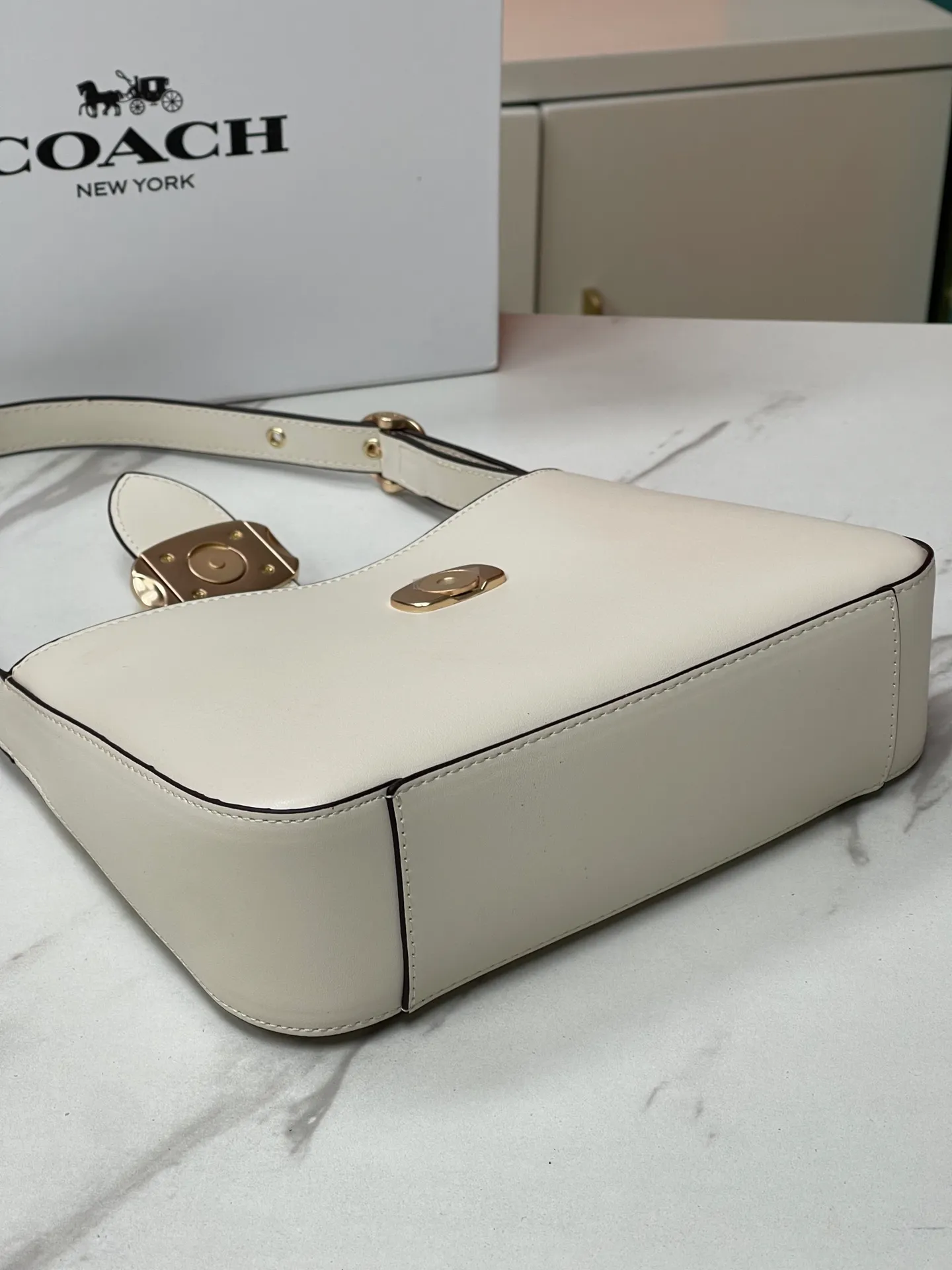 Top original order p400💰Coach counter new Eliza hobo armpit bag, model CR528. Size 25X6X17