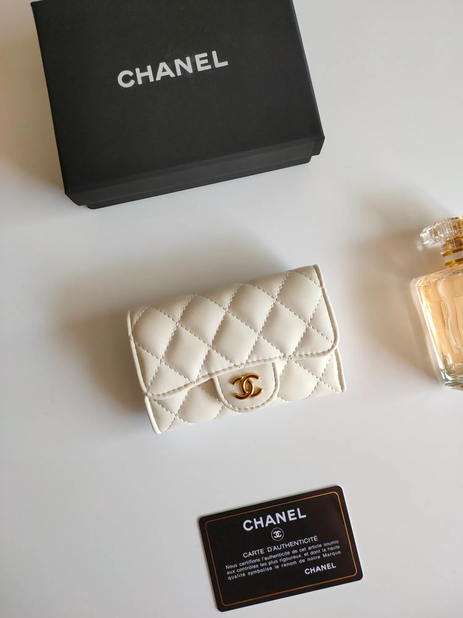 ￥110 CHANEL Chanel classic flap card holder. Imported sheepskin and caviar cowhide, card holder and coin purse integrated, with slip pocket on the back, model number: AP448, size: 7.5 × 11.3 × 2.1 cm