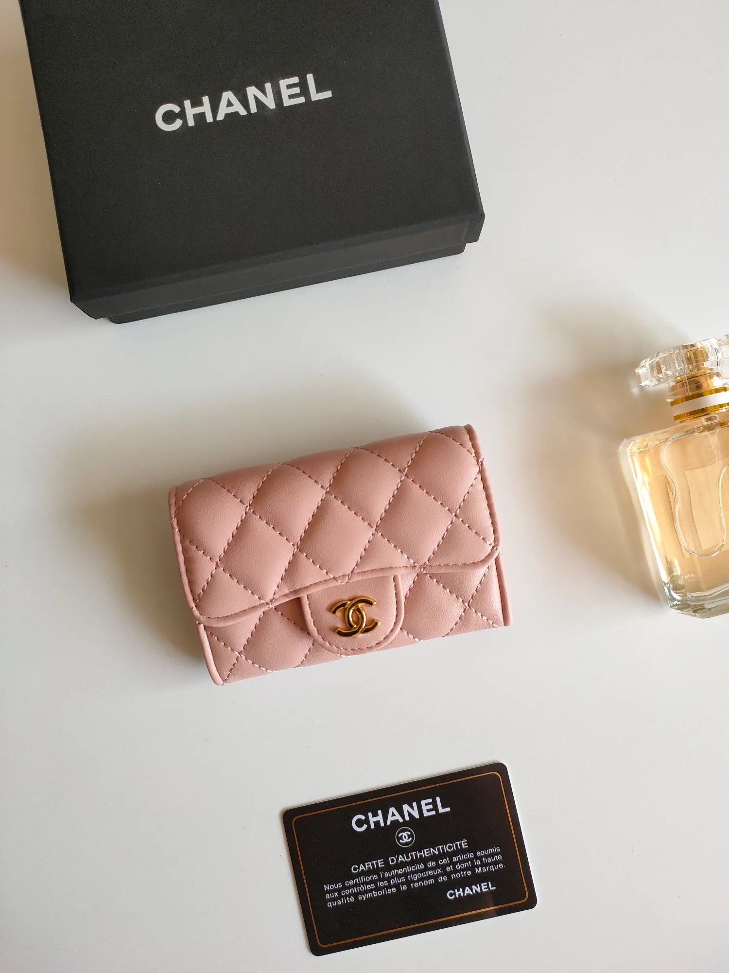 ￥110 CHANEL Chanel classic flap card holder. Imported sheepskin and caviar cowhide, card holder and coin purse integrated, with slip pocket on the back, model number: AP448, size: 7.5 × 11.3 × 2.1 cm