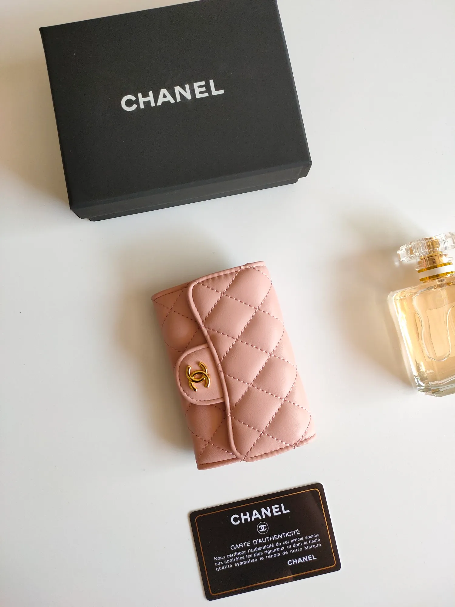 ￥110 CHANEL Chanel classic flap card holder. Imported sheepskin and caviar cowhide, card holder and coin purse integrated, with slip pocket on the back, model number: AP448, size: 7.5 × 11.3 × 2.1 cm