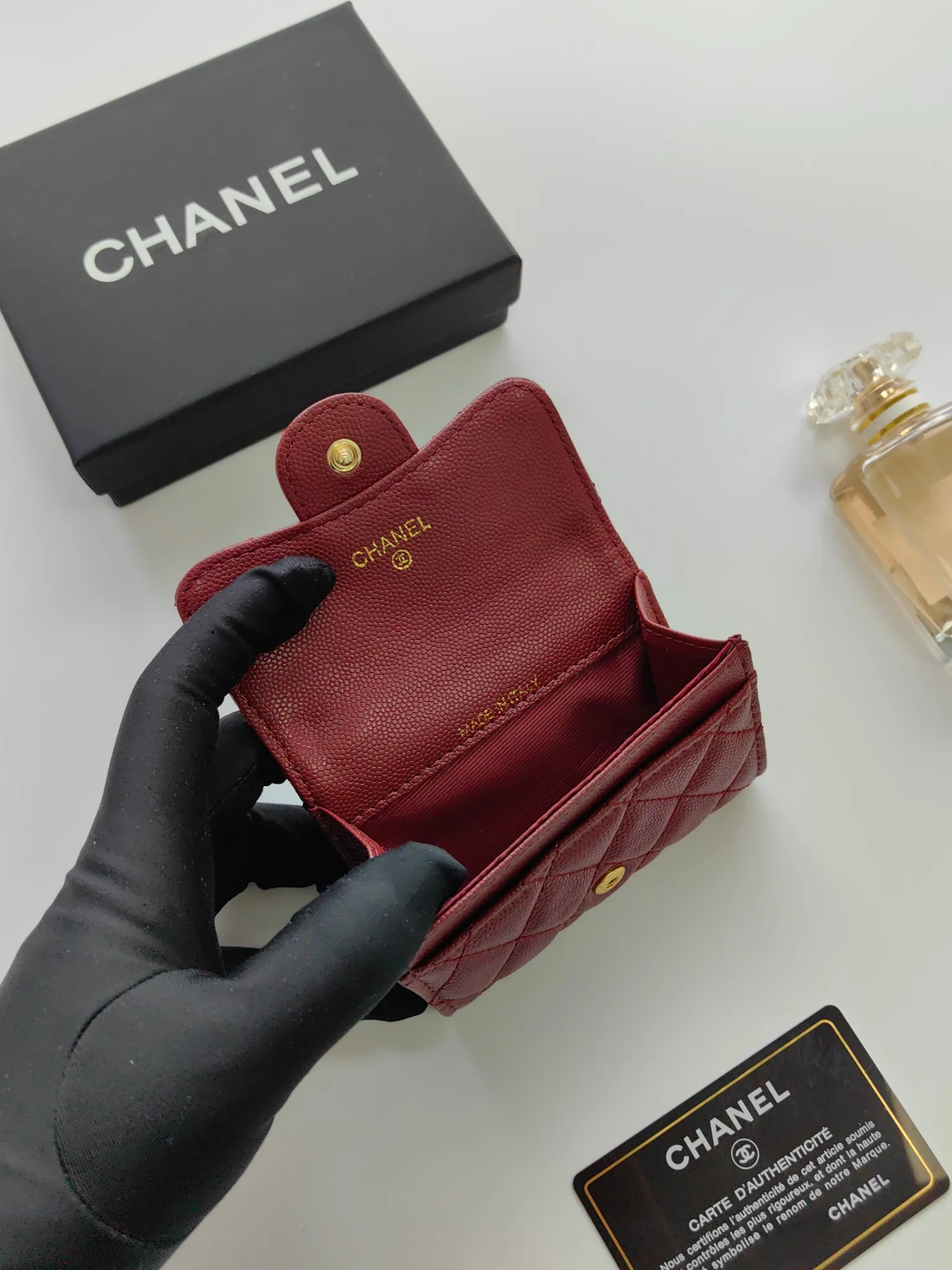 ￥130 CHANEL Chanel classic flap card holder. Imported sheepskin and caviar cowhide, card holder and coin purse integrated, with slip pocket on the back, model number: AP448, size: 7.5 × 11.3 × 2.1 cm