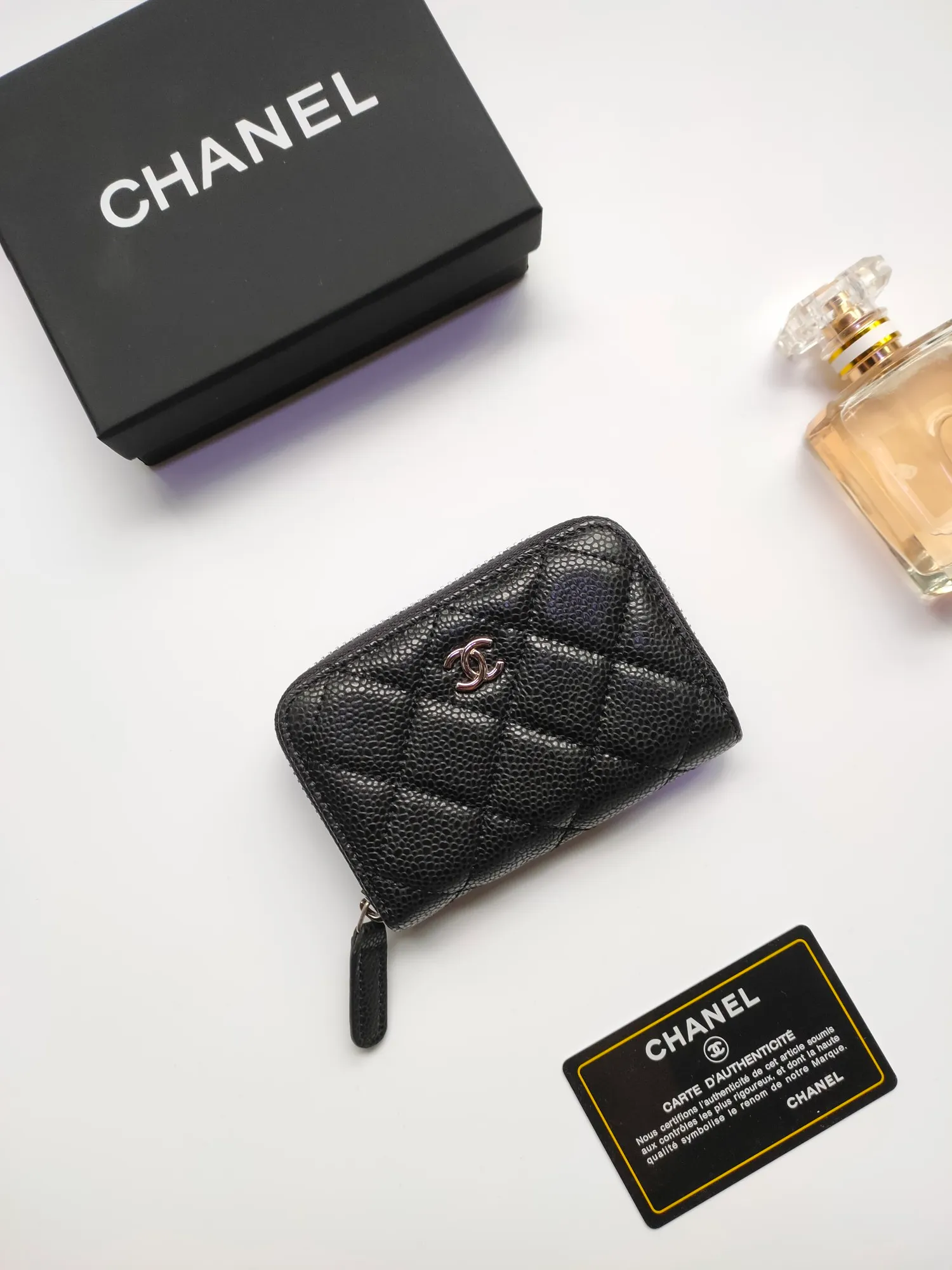 ￥110 Chanel card holder❤Coin purse️❤️Full leather inside and outside. Counter style. Impeccable workmanship details. Adhere to high quality. Style number: AP452 Size: 10x9cm