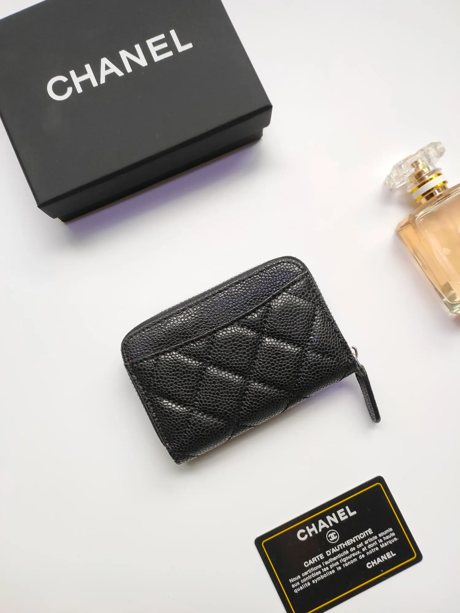 ￥110 Chanel card holder❤Coin purse️❤️Full leather inside and outside. Counter style. Impeccable workmanship details. Adhere to high quality. Style number: AP452 Size: 10x9cm