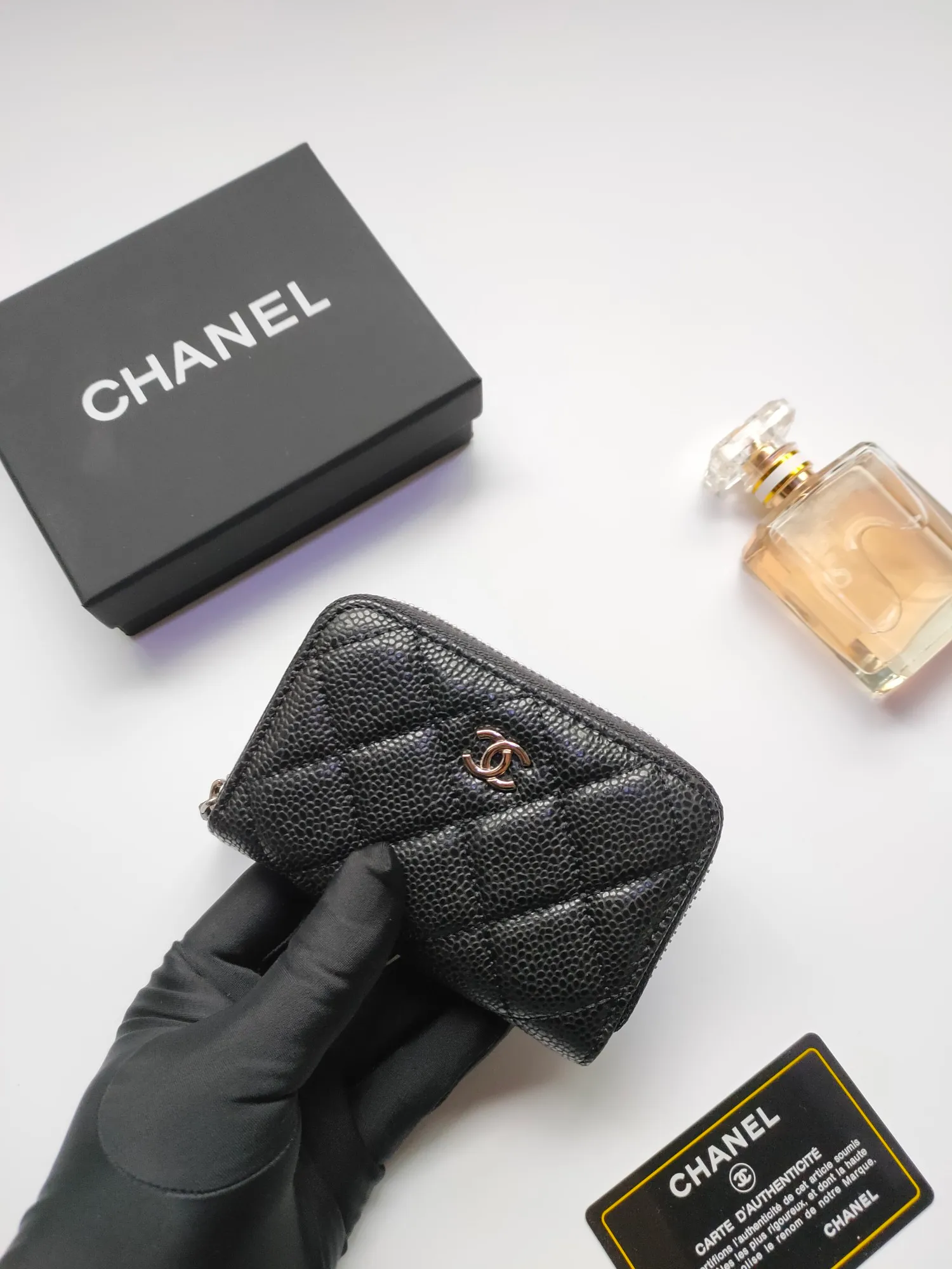 ￥110 Chanel card holder❤Coin purse️❤️Full leather inside and outside. Counter style. Impeccable workmanship details. Adhere to high quality. Style number: AP452 Size: 10x9cm