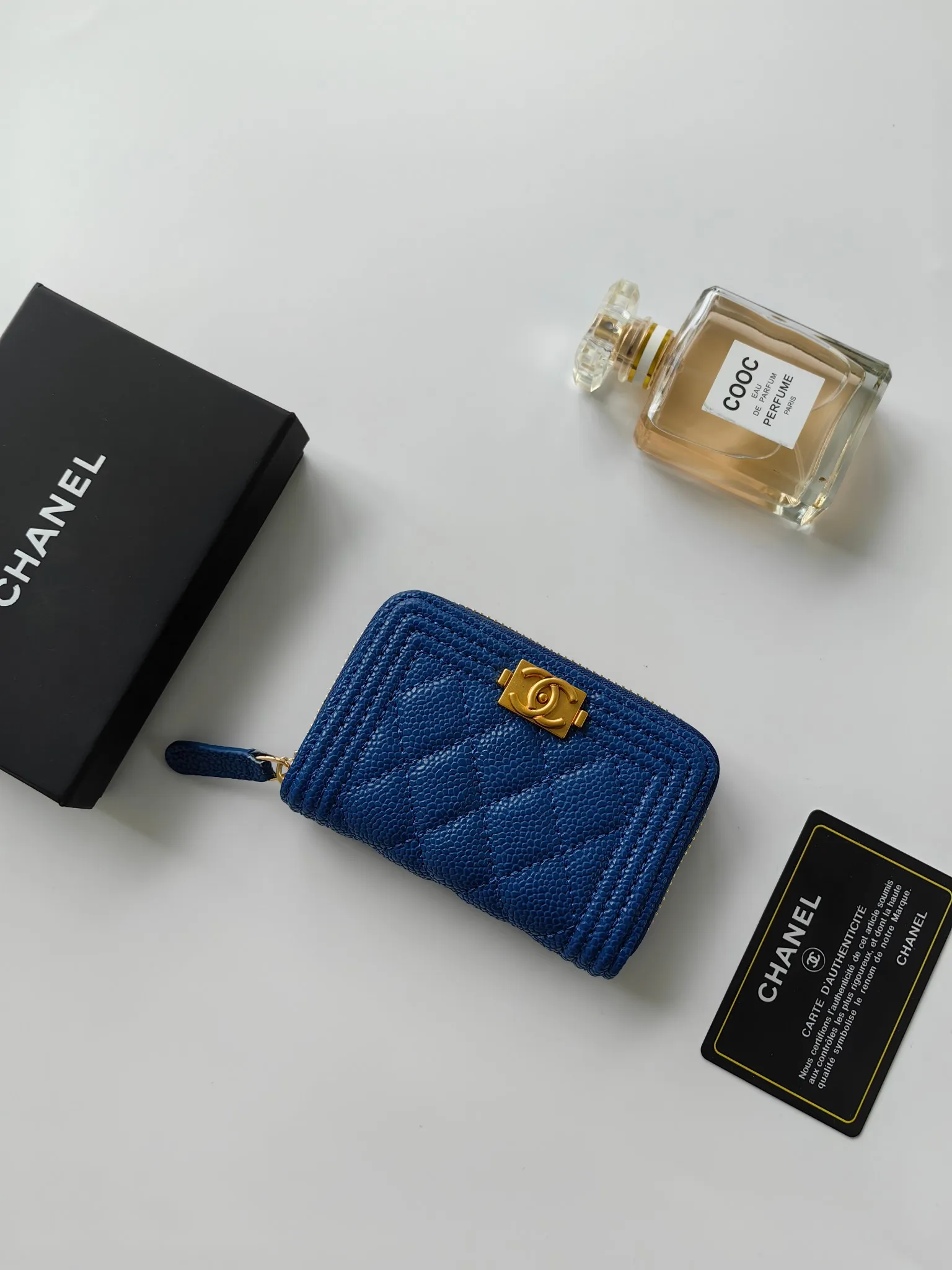 ￥140 Chanel card holder❤Coin purse️❤️Full leather inside and outside. Counter style. Impeccable workmanship details. Adhere to high quality. Style number: A84433 Size: 11.5x8cm
