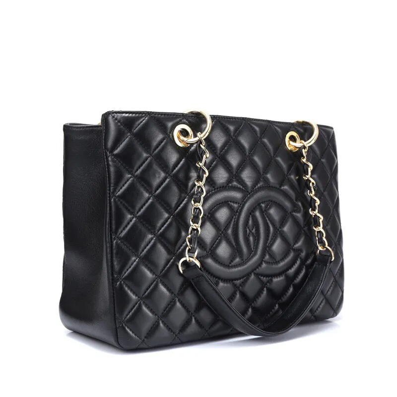 💰480￥Chanel👄👄gst Chanel Hampus Shopping Bag Original imported sheepskin from France👍👍Top-grade original hardware 💃💃Don’t pick anyone, anyone can carry it with style 💄💄It’s stylish when you carry it on your back Dimensions: 34.5x25.5x14 Style No.: 50995