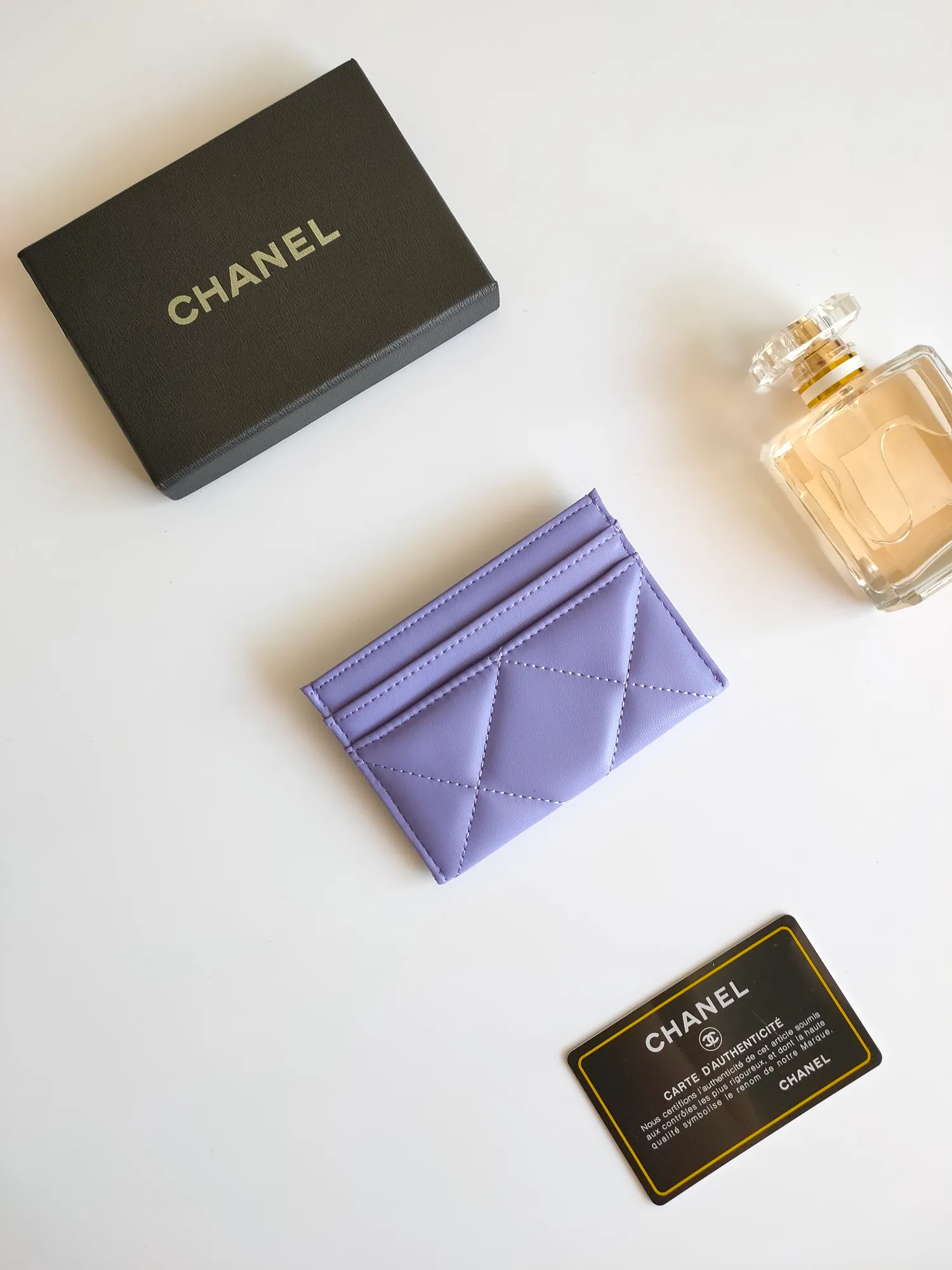 💰90 CHANEL Chanel counter new card holder👍Model number: AP2354 Size: 7.5 × 11.2 × 0.5 cm 😍😍Fine workmanship and high-end quality