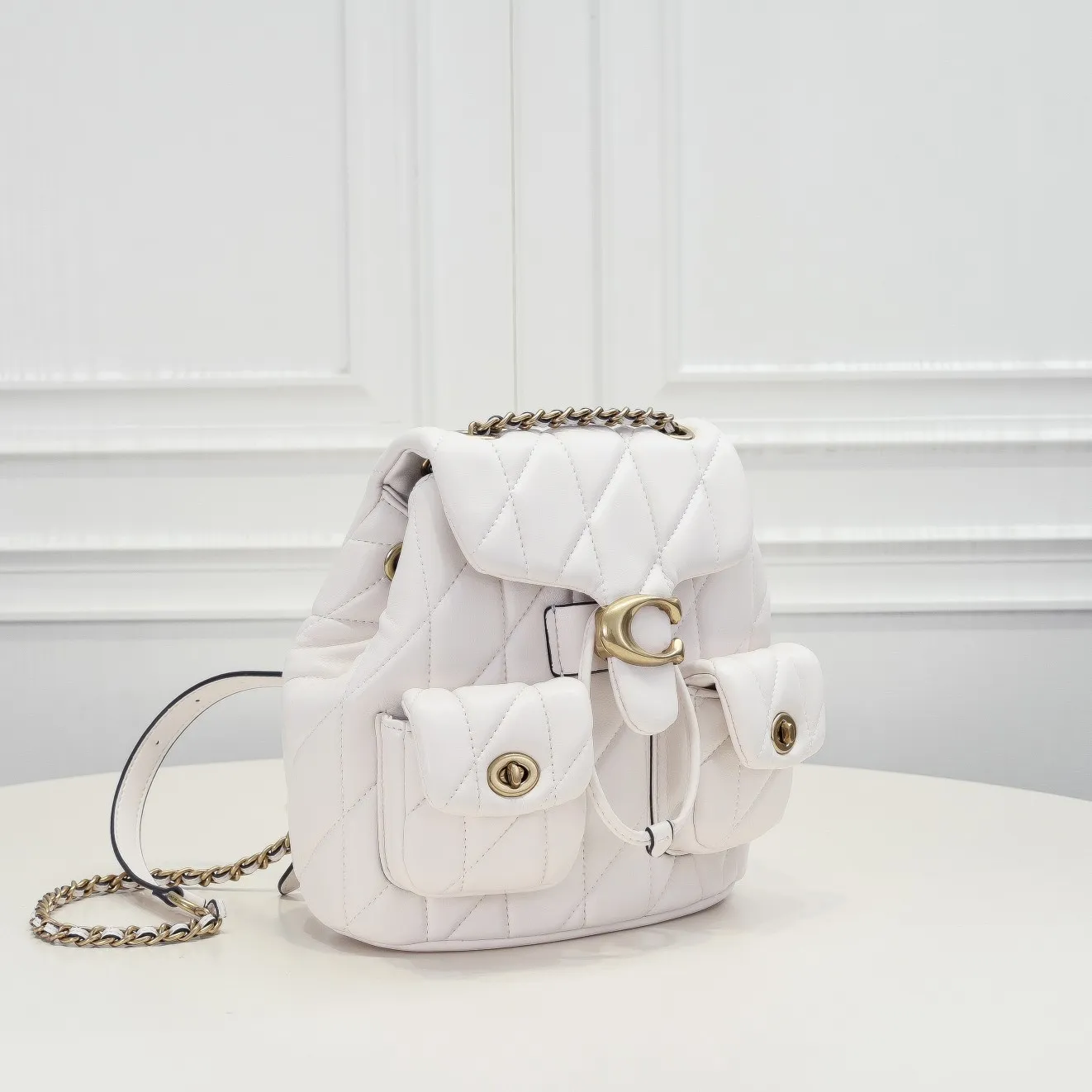 Style No. CU076 Size: 22.5*21*13.5cm