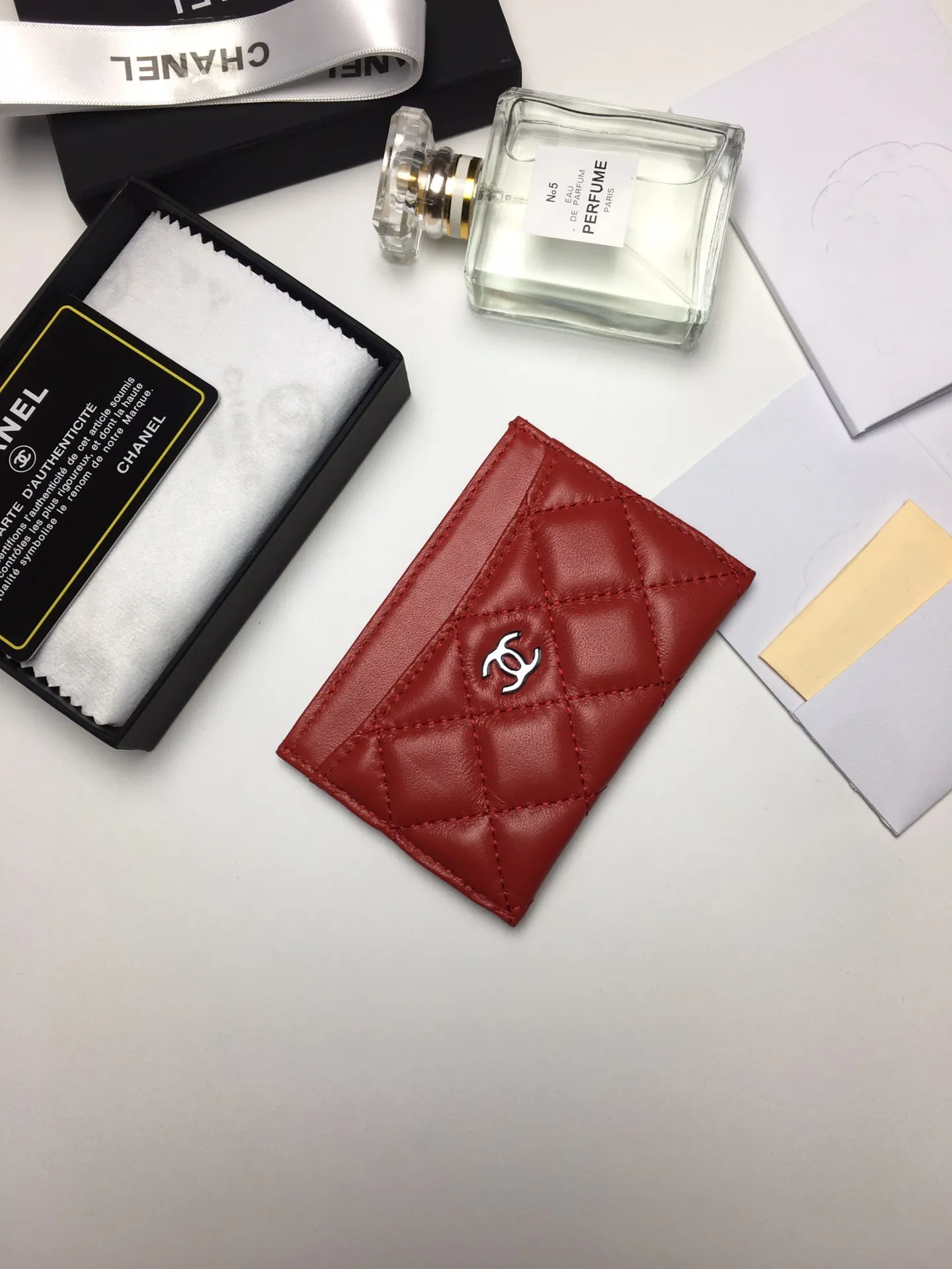 💰90 CHANEL Chanel counter card holder👍Model number: AP446 Size: 7.5×11.2×0.5cm Full sheepskin inside and outside + silver hardware😍😍Fine workmanship High-end quality [Rose] Complete accessories