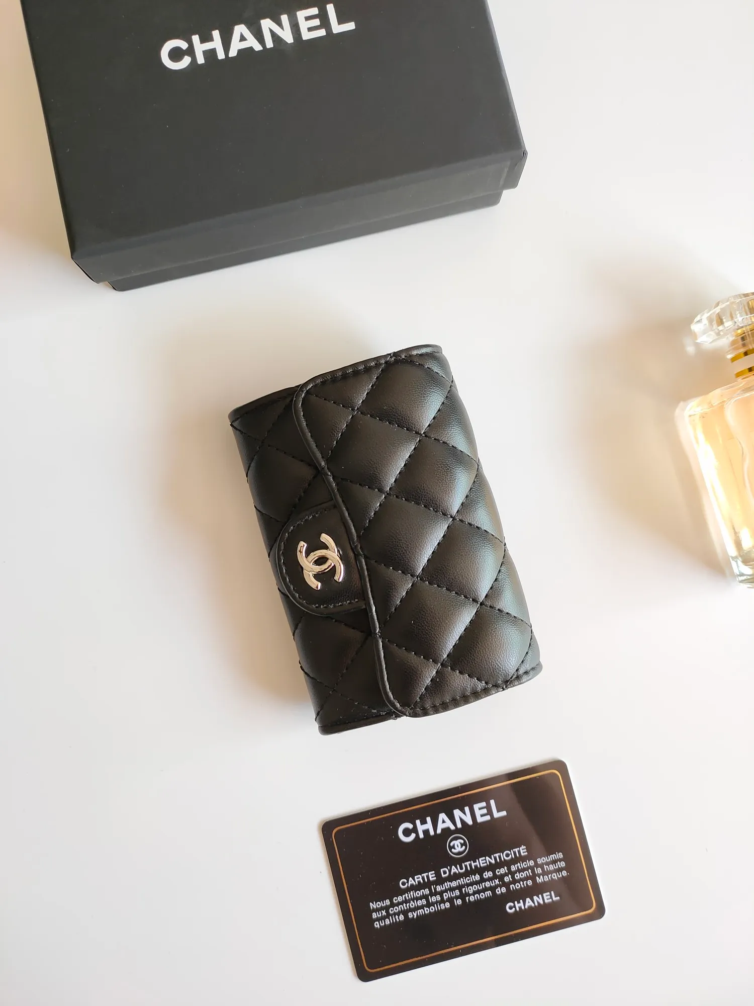 ￥130 CHANEL Chanel classic flap card holder. Imported sheepskin and caviar cowhide, card holder and coin purse integrated, with slip pocket on the back, model number: AP448, size: 7.5 × 11.3 × 2.1 cm