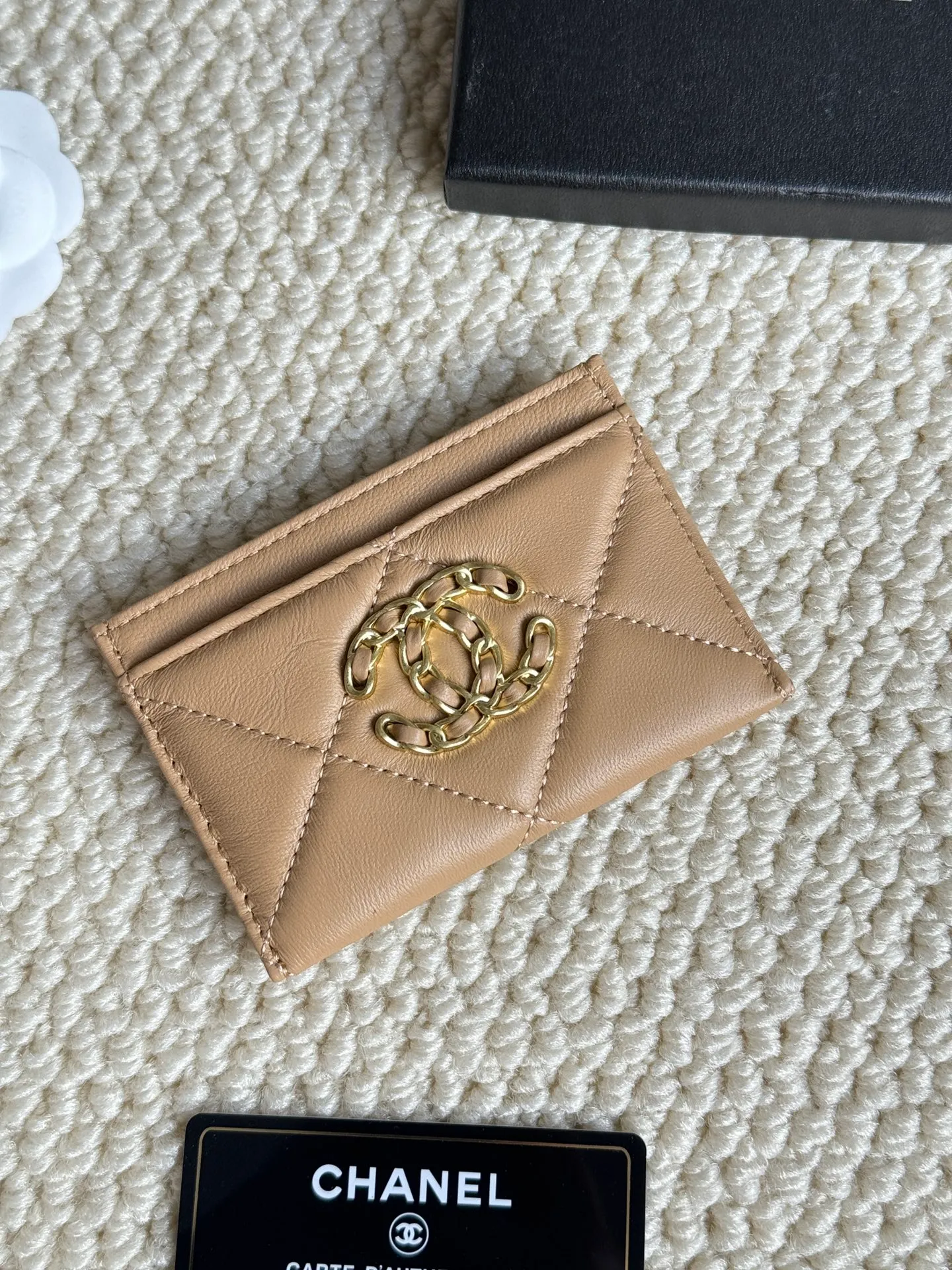 💰100 chanel classic sheepskin card bag Chanel counter new card holder👍 Model number: AP2364 Size: 7.5 × 11.2 × 0.5 cm 😍😍Fine workmanship and high-end quality