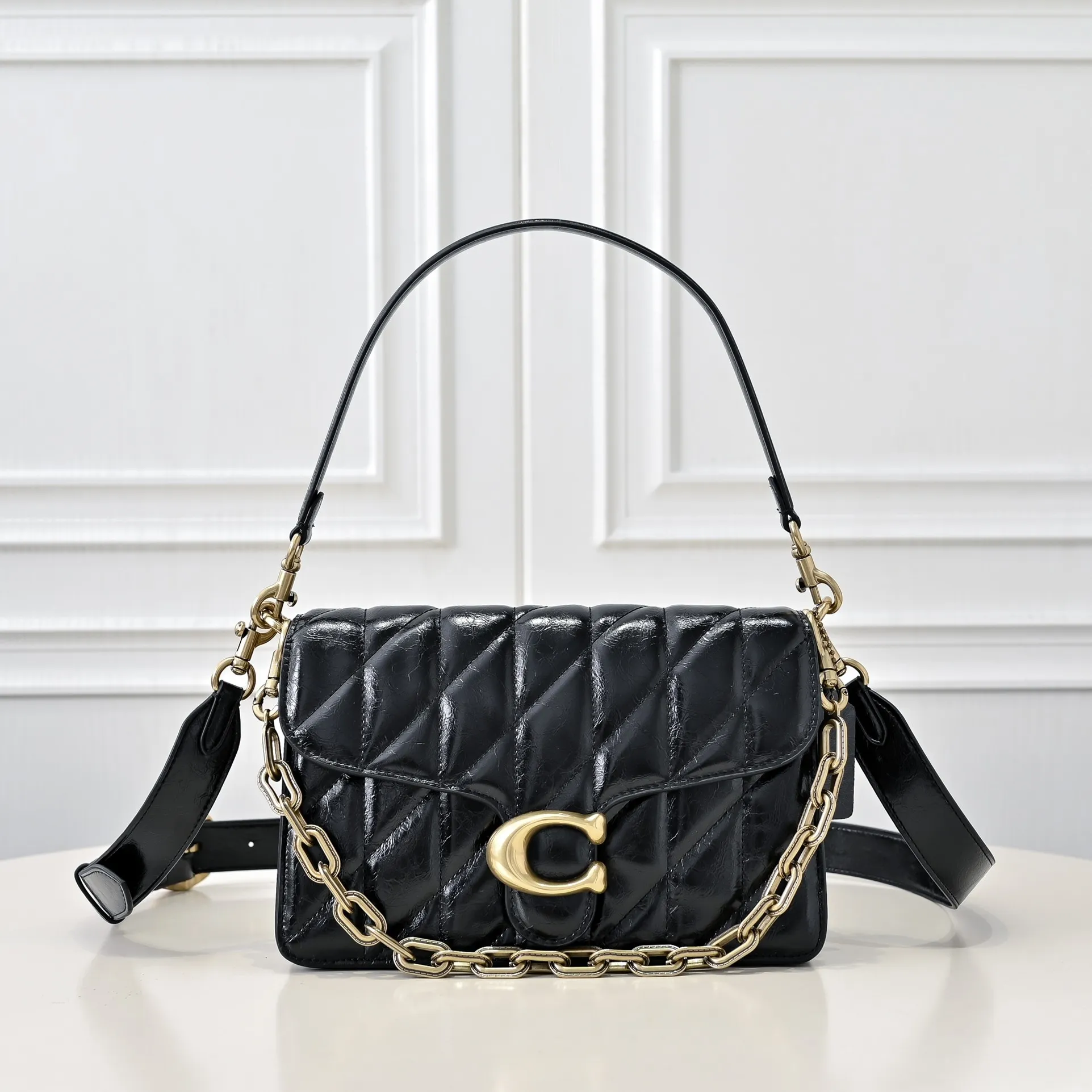 Style number: CAF53 Size: 26*17*9cm