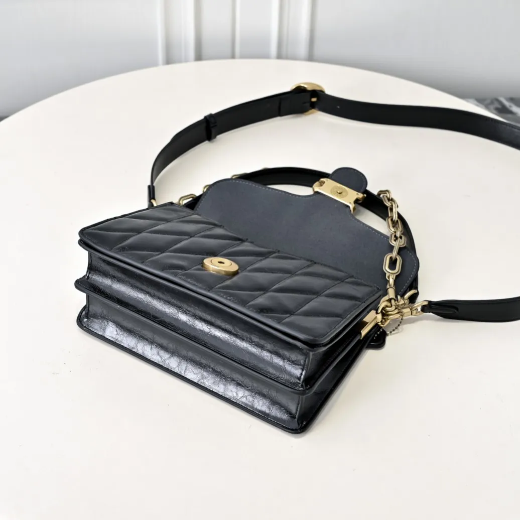 Style number: CAF53 Size: 26*17*9cm