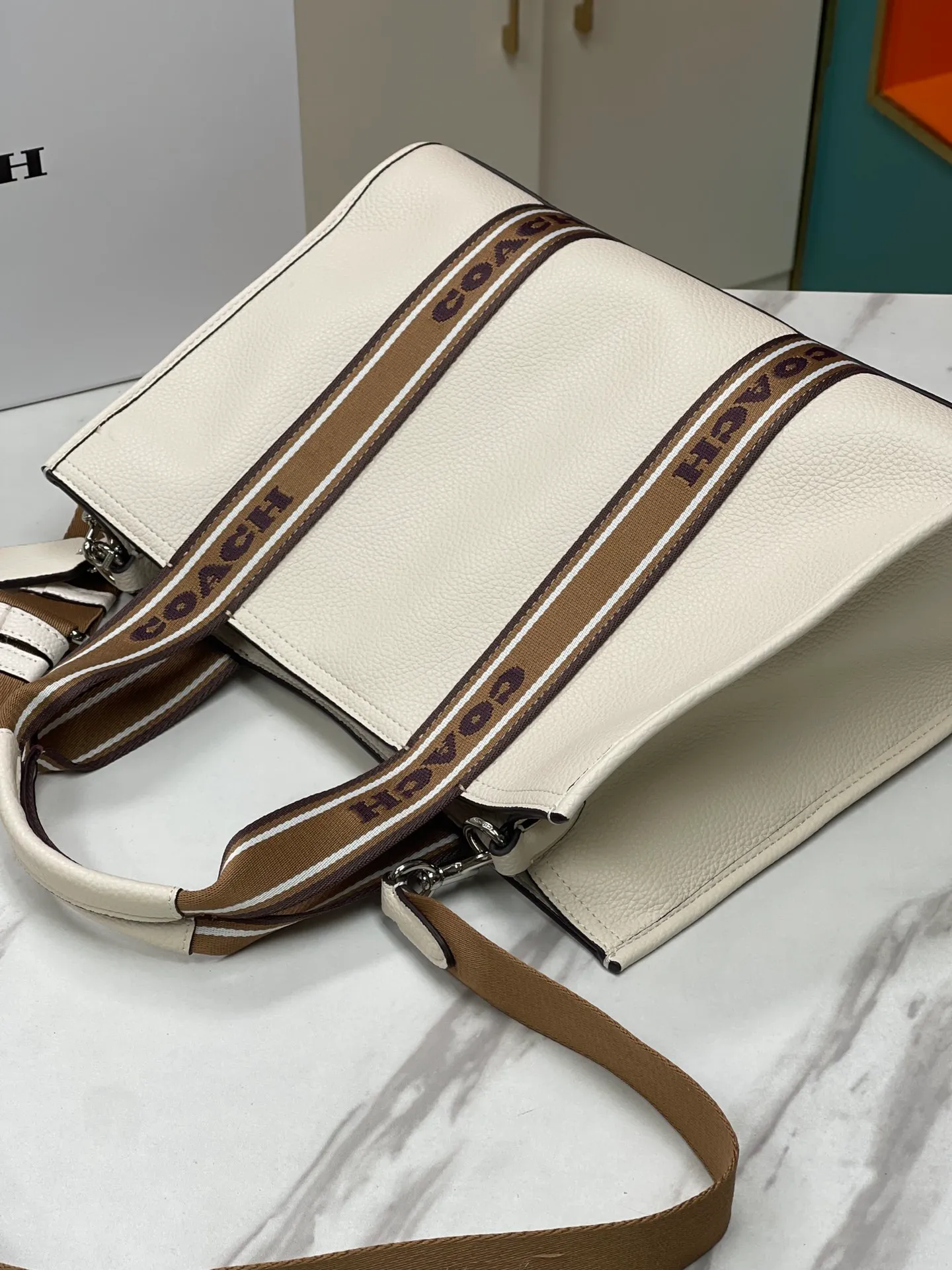 Batch 460💰COACH/Coach new shopping bag counter synchronization model CM067 _SVCAH2023 new size 36X25X13