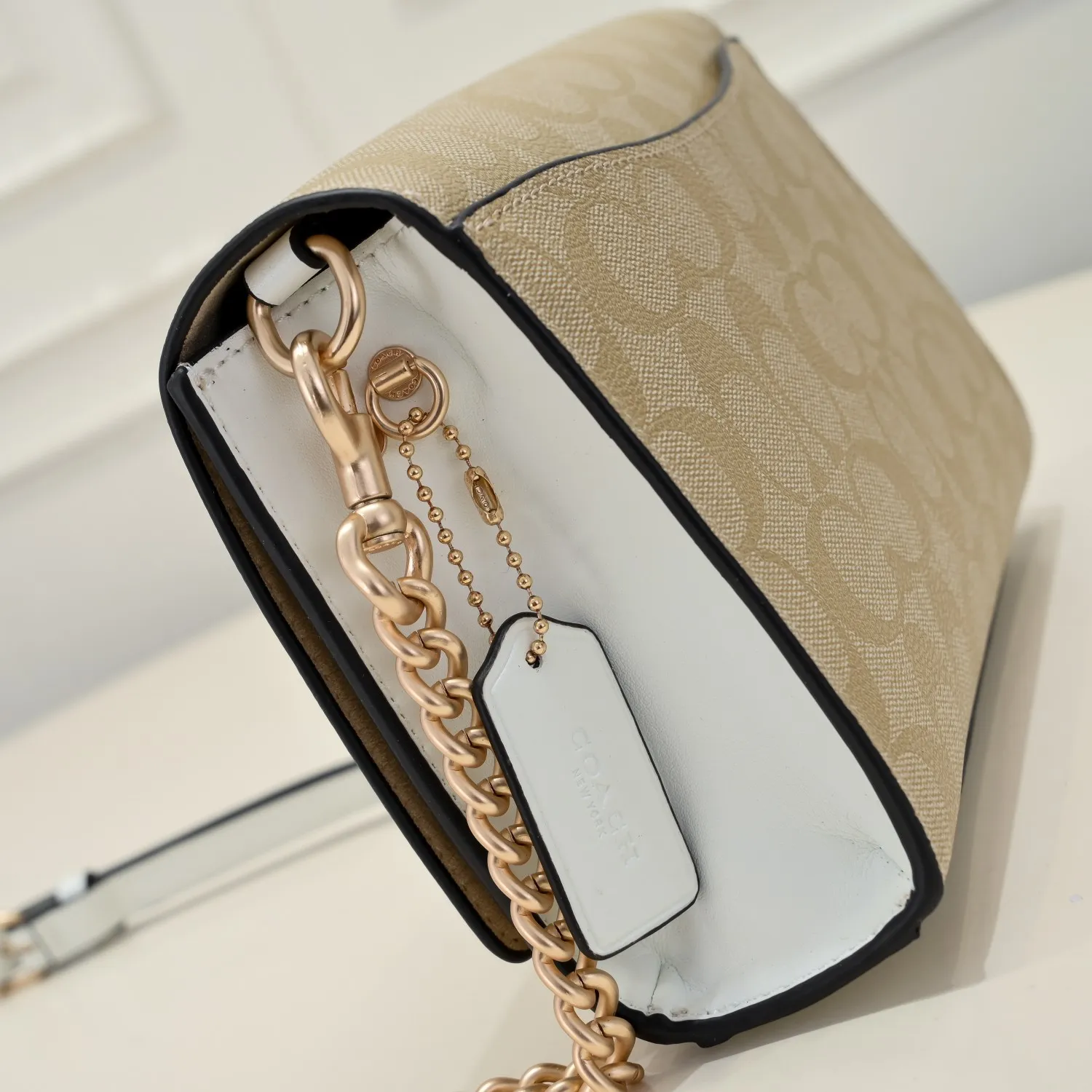 Style number CP66 Size: 21.5*13*5cm