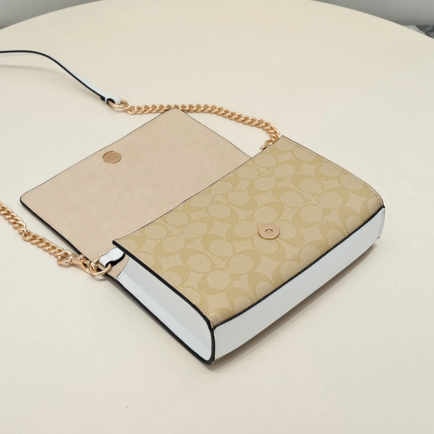 Style number CP66 Size: 21.5*13*5cm