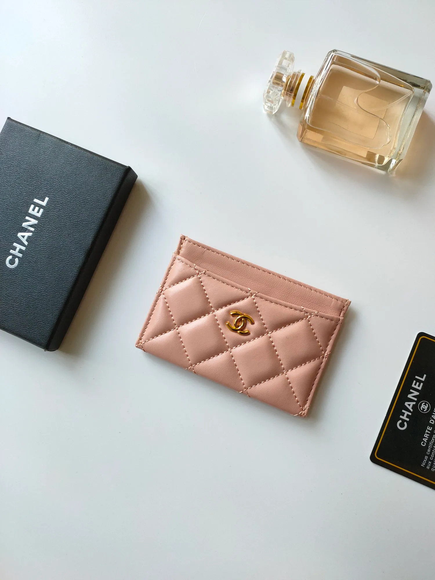 💰90 CHANEL Chanel counter style classic card holder👍Model number: AP446 Size: 7.5×11.2×0.5cm Sheepskin inside and outside😍😍Fine workmanship and high-end quality