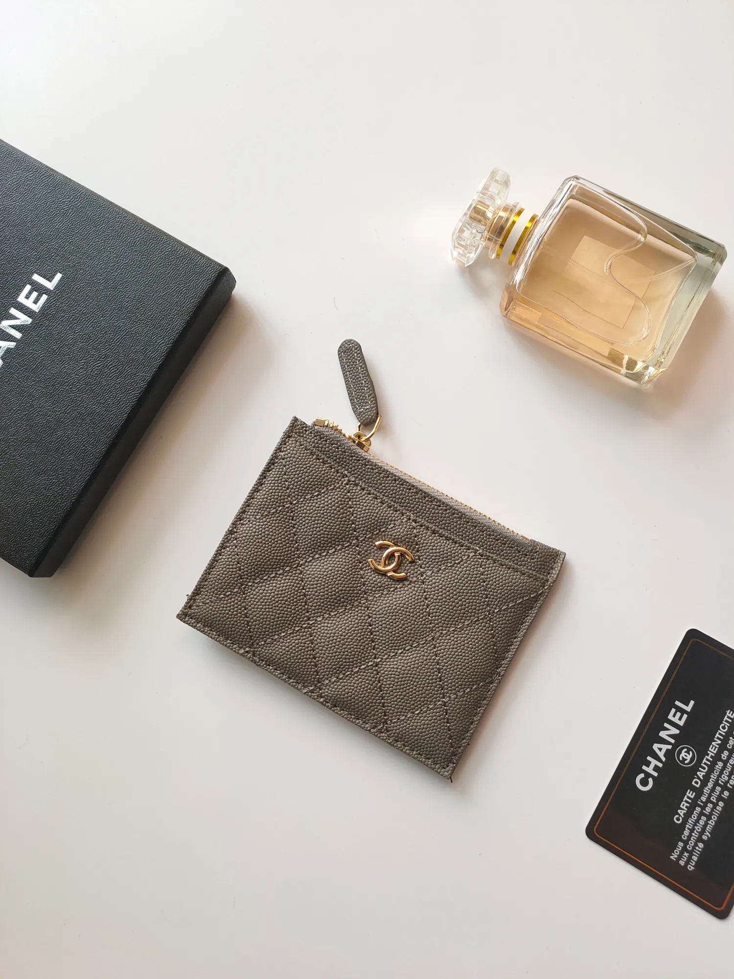 ￥110💰Chanel zipper card holder💦Model No. A84105 top leather hardware, exquisite details! Size:9x11.5cm