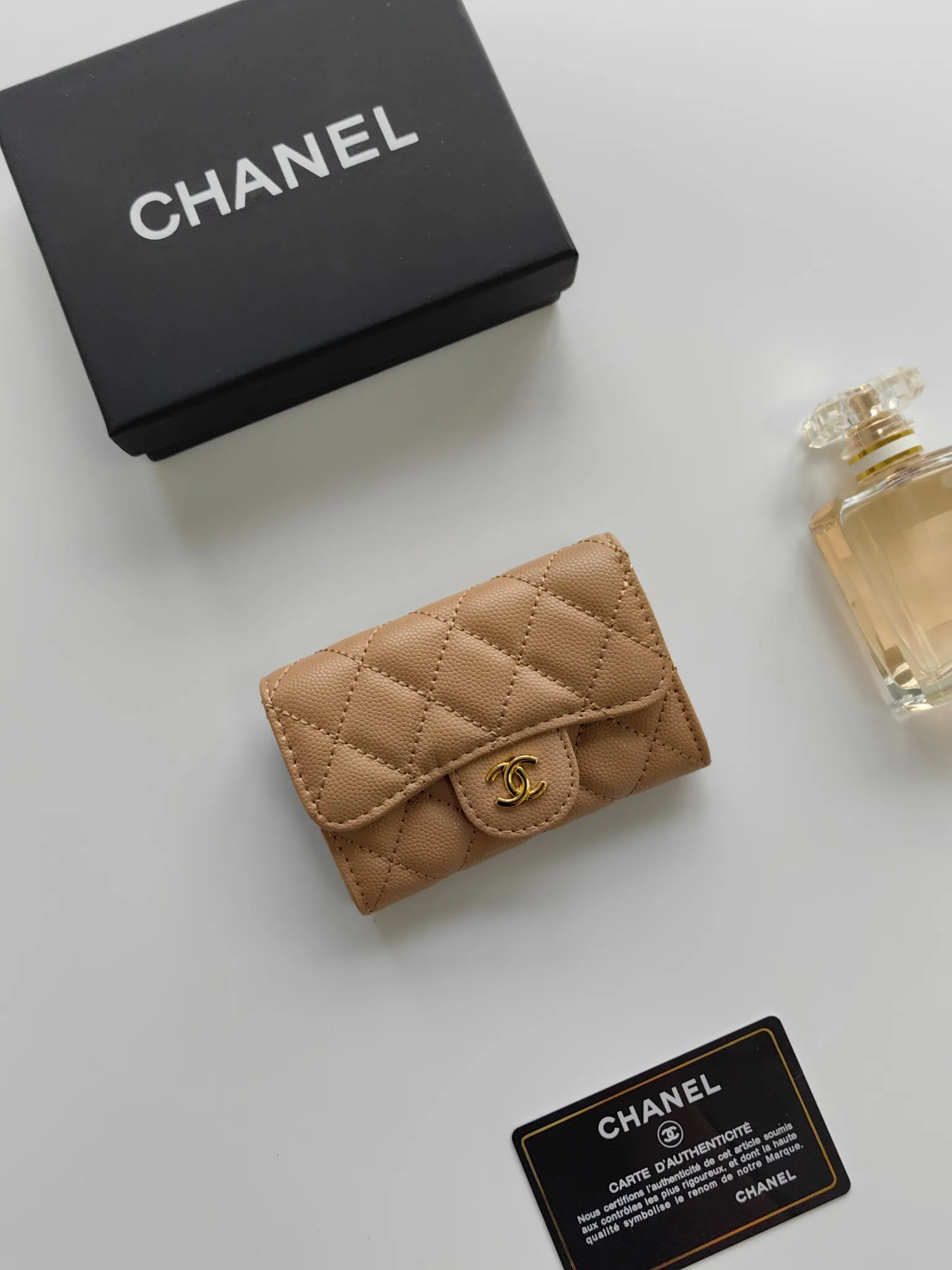 ￥110 CHANEL Chanel classic flap card holder. Imported sheepskin and caviar cowhide, card holder and coin purse integrated, with slip pocket on the back, model number: AP448, size: 7.5 × 11.3 × 2.1 cm