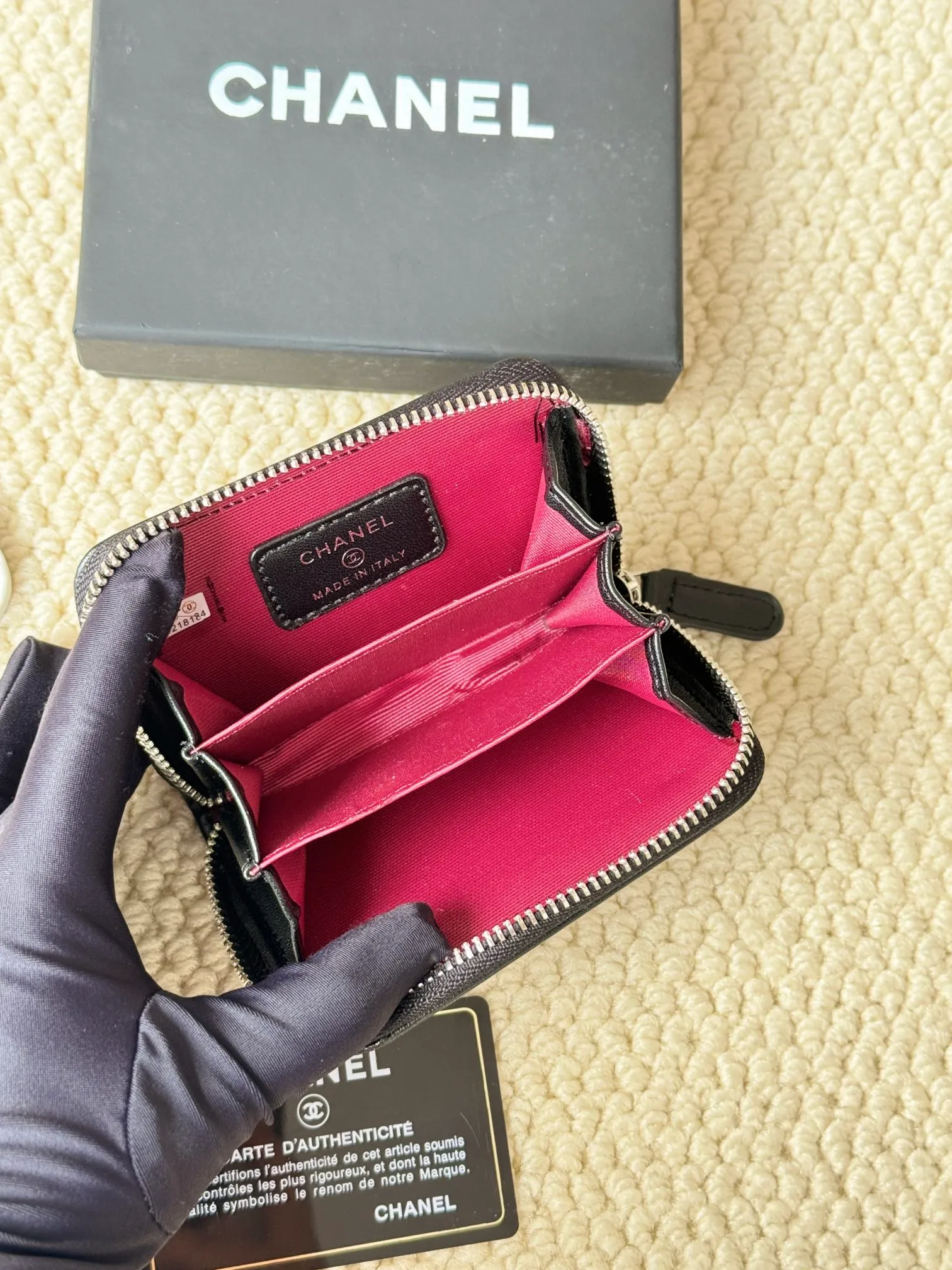 💰120 Style number: AP462 Chanel sheepskin series Chanel card holder ❤Coin purse️❤️ Counter style Impeccable workmanship details Adhere to high quality Size: 10x9cm