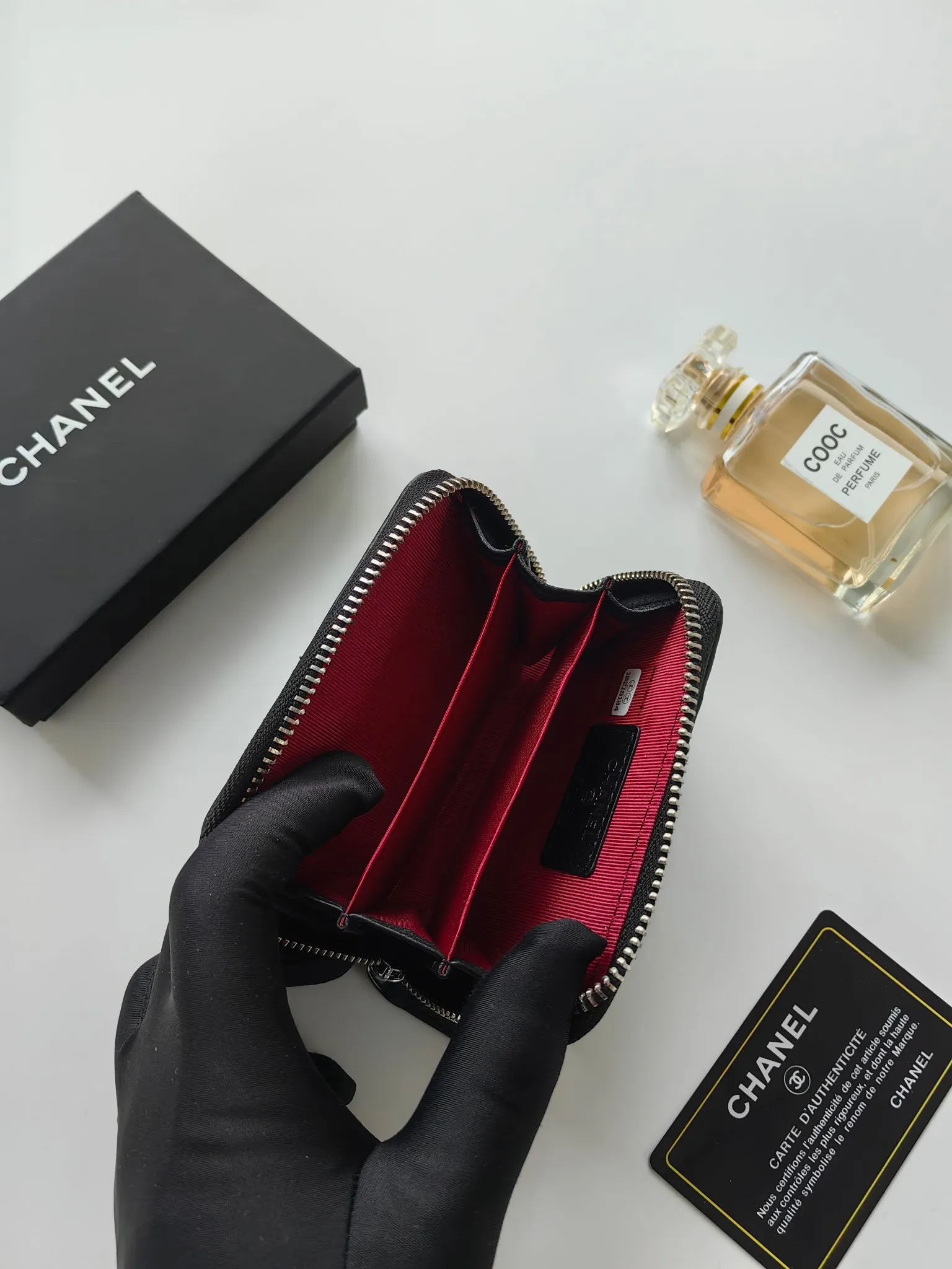 ￥140 Chanel card holder❤Coin purse️❤️Full leather inside and outside. Counter style. Impeccable workmanship details. Adhere to high quality. Style number: A84433 Size: 11.5x8cm