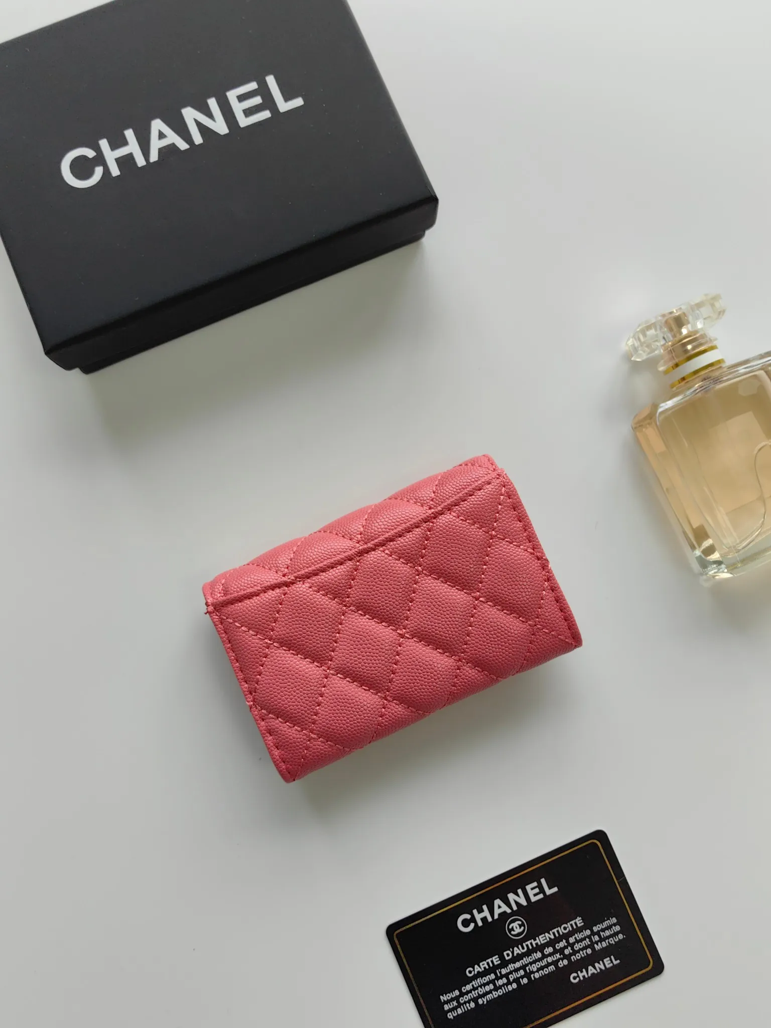 ￥130 CHANEL Chanel classic flap card holder. Imported sheepskin and caviar cowhide, card holder and coin purse integrated, with slip pocket on the back, model number: AP448, size: 7.5 × 11.3 × 2.1 cm