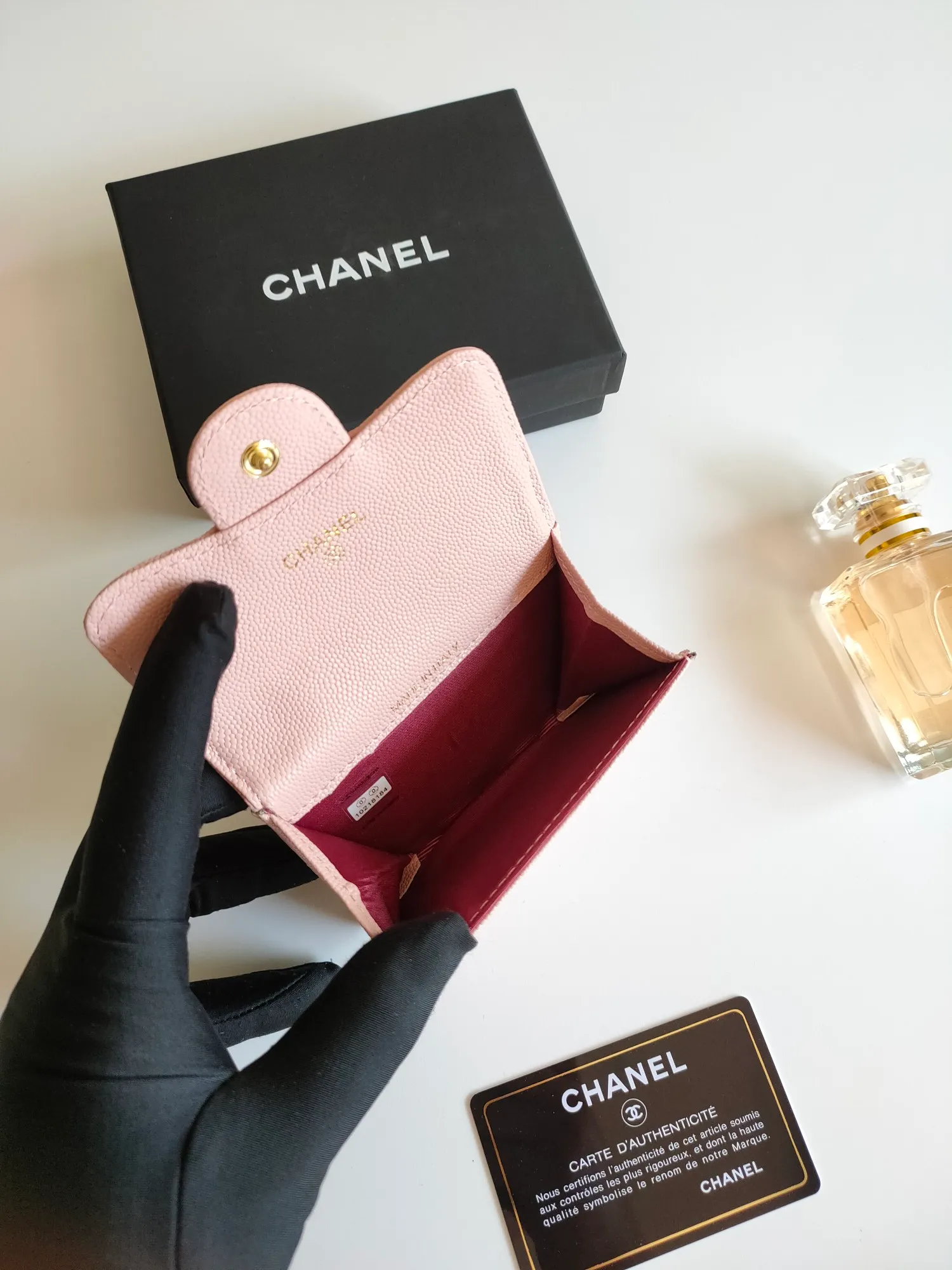 ￥110 CHANEL Chanel classic flap card holder. Imported sheepskin and caviar cowhide, card holder and coin purse integrated, with slip pocket on the back, model number: AP448, size: 7.5 × 11.3 × 2.1 cm