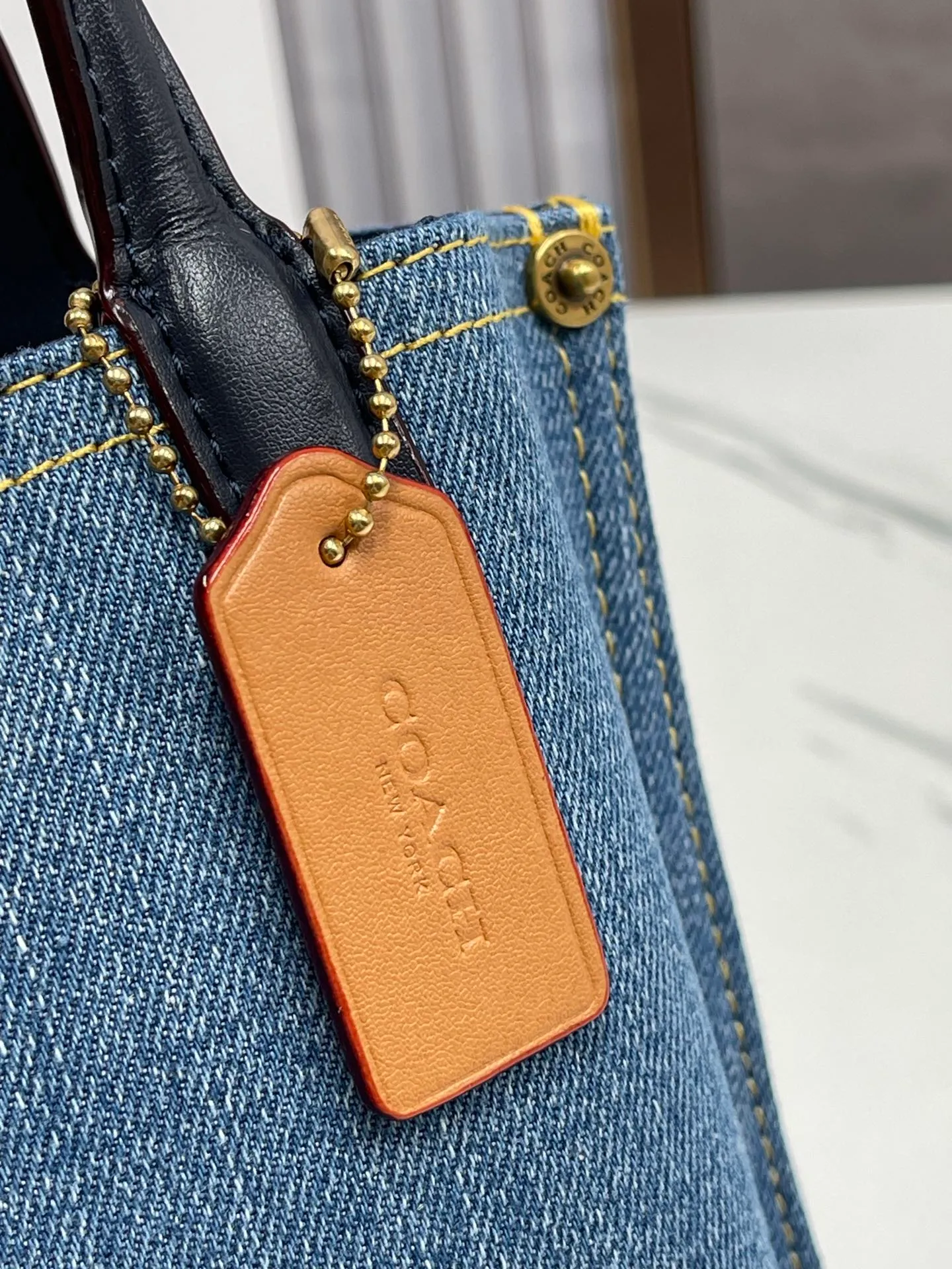 Batch 440💰Coach/Coach new counter 2024 CR676 CR675 new Willow tote bag mini denim/cowhide, the bag has compartments and small girls can completely handle it, size: 16.5