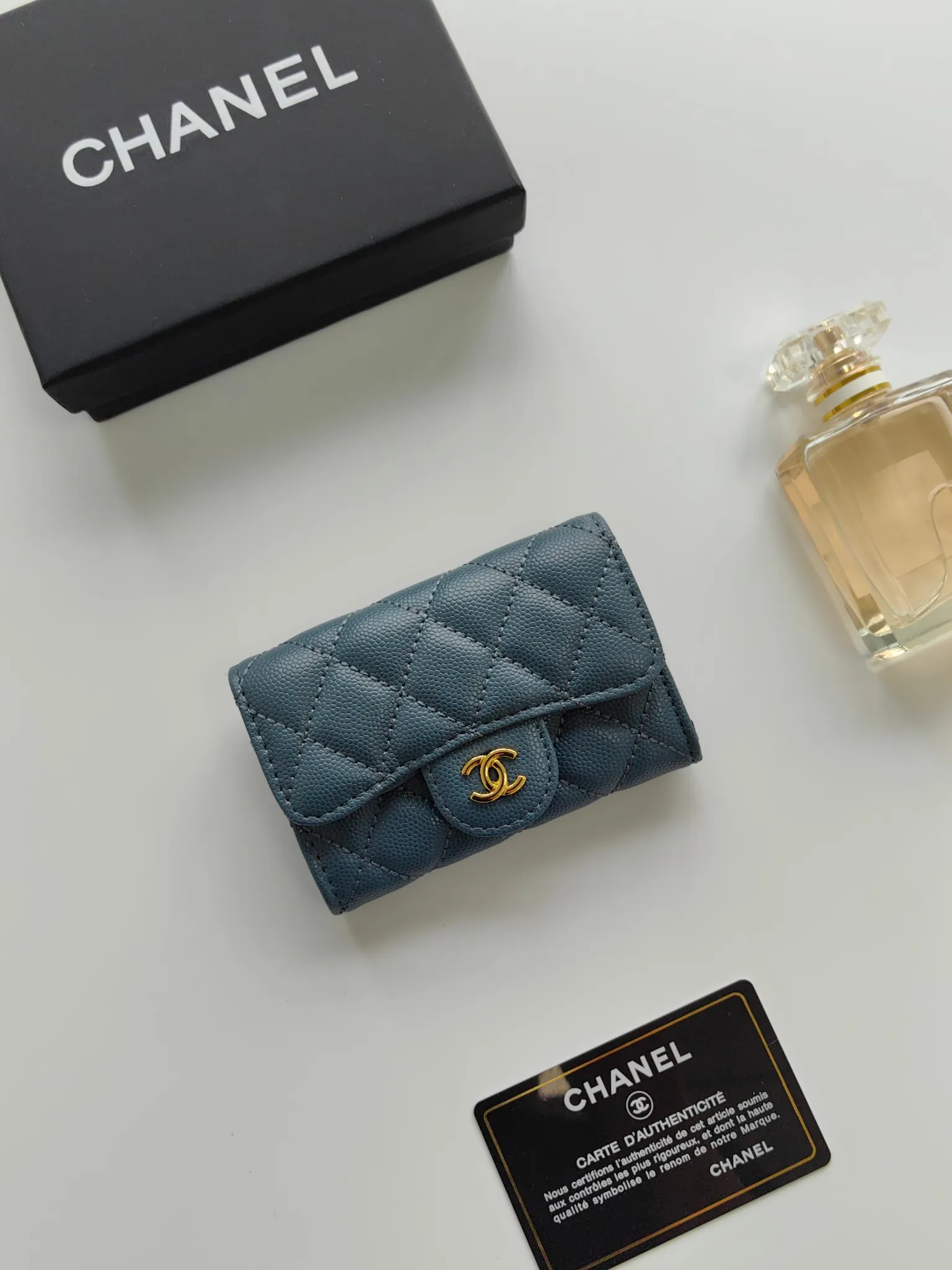 ￥130 CHANEL Chanel classic flap card holder. Imported sheepskin and caviar cowhide, card holder and coin purse integrated, with slip pocket on the back, model number: AP448, size: 7.5 × 11.3 × 2.1 cm
