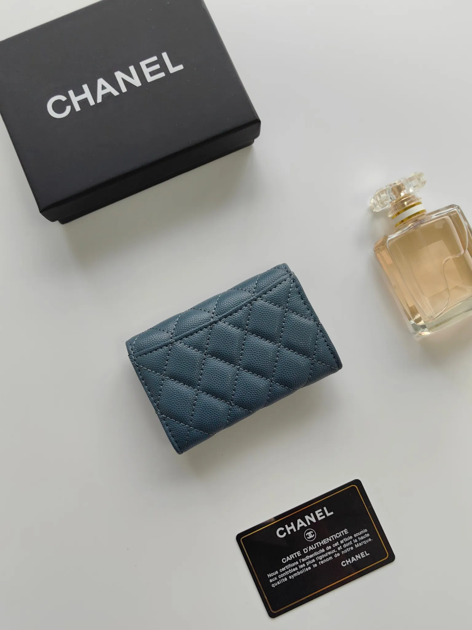 ￥130 CHANEL Chanel classic flap card holder. Imported sheepskin and caviar cowhide, card holder and coin purse integrated, with slip pocket on the back, model number: AP448, size: 7.5 × 11.3 × 2.1 cm