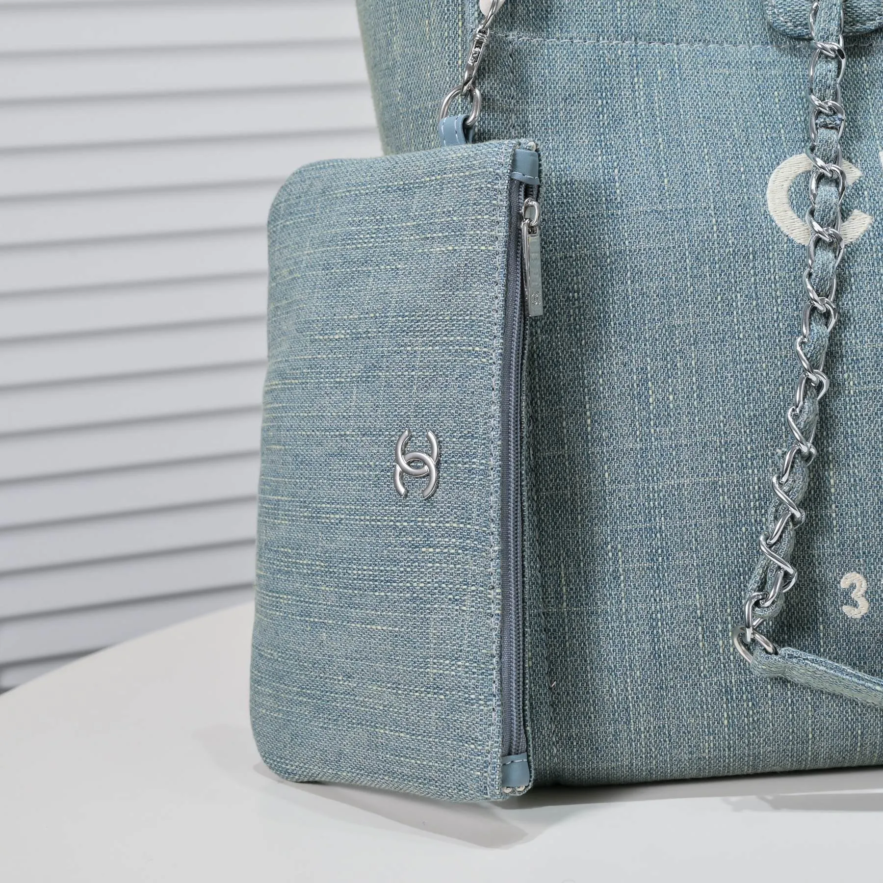 💰420￥Blue👑Chanel 2023 new beach bag denim bag🎉🎉Women's shoulder portable shopping bag large capacity mommy fashion simple chain bag✅✅✅👍👍 Style number: 67178-8 Size: top width 48/bottom width 38/height 30/thickness 14 cm
