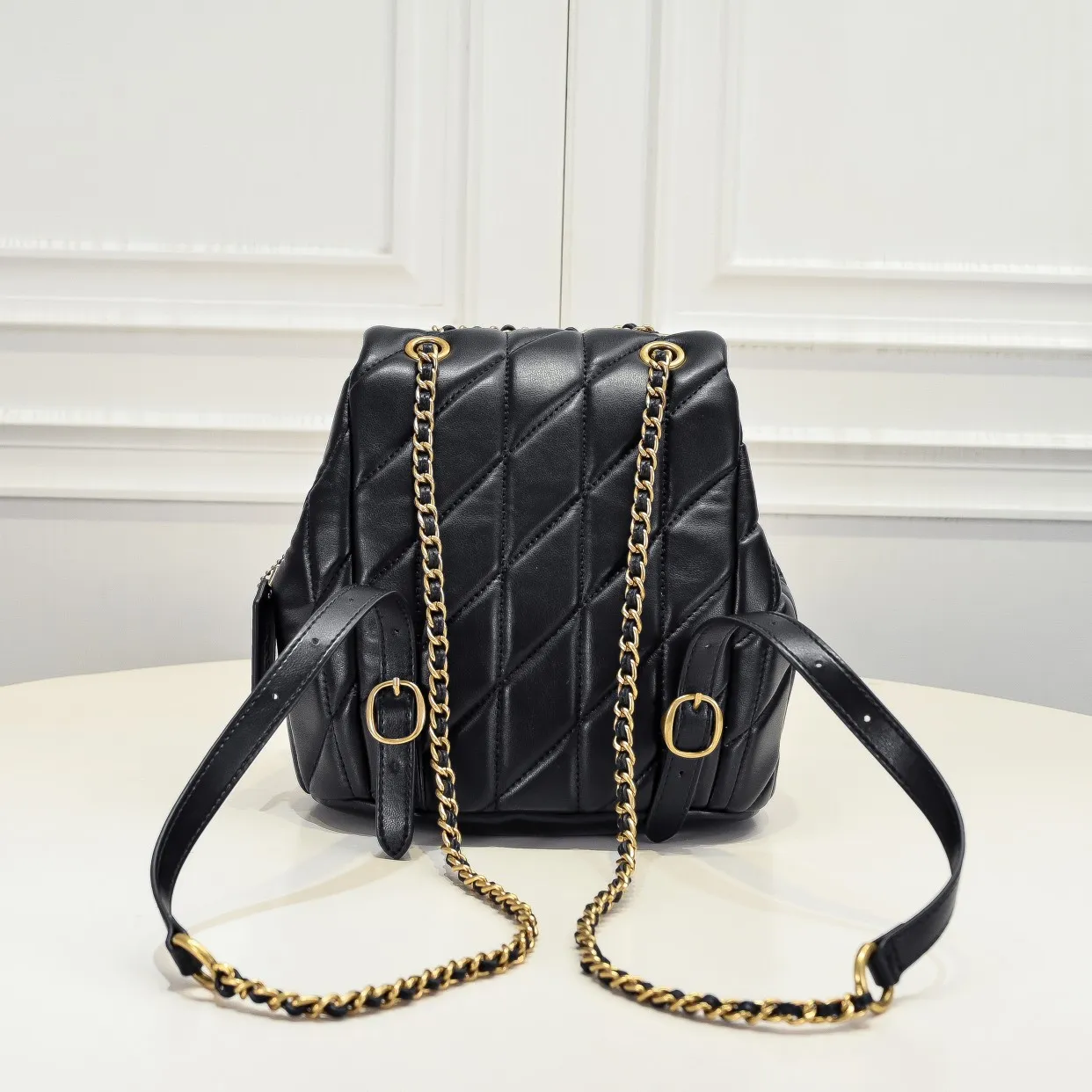Style No. CU076 Size: 22.5*21*13.5cm