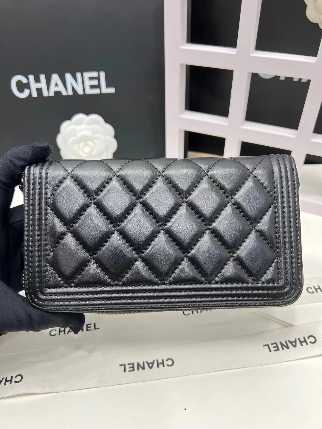Upgraded version💋leboy series small grain ball grain cowhide vs sheepskin🍃gold and silver buckle.Chanel 🆕new color snap button 20% off long wallet, [satisfied][satisfied] original order quality exquisite lock buckle, exquisite stitching workmanship 8 card slots with the latest packaging 80286🍃Size: 19cm💰180