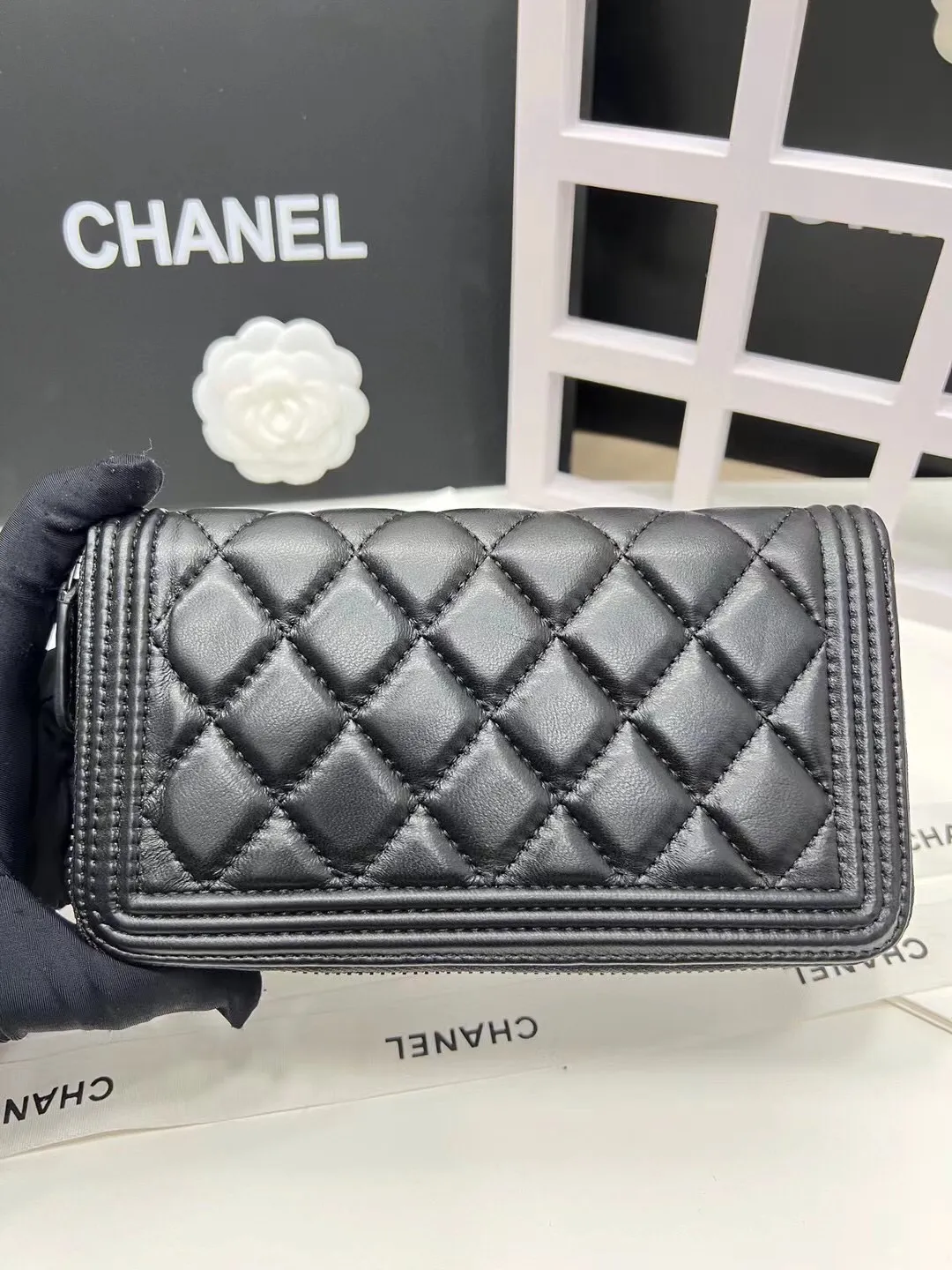 Upgraded version💋leboy series small grain ball grain cowhide vs sheepskin🍃gold and silver buckle.Chanel 🆕new color snap button 20% off long wallet, [satisfied][satisfied] original order quality exquisite lock buckle, exquisite stitching workmanship 8 card slots with the latest packaging 80286🍃Size: 19cm💰180