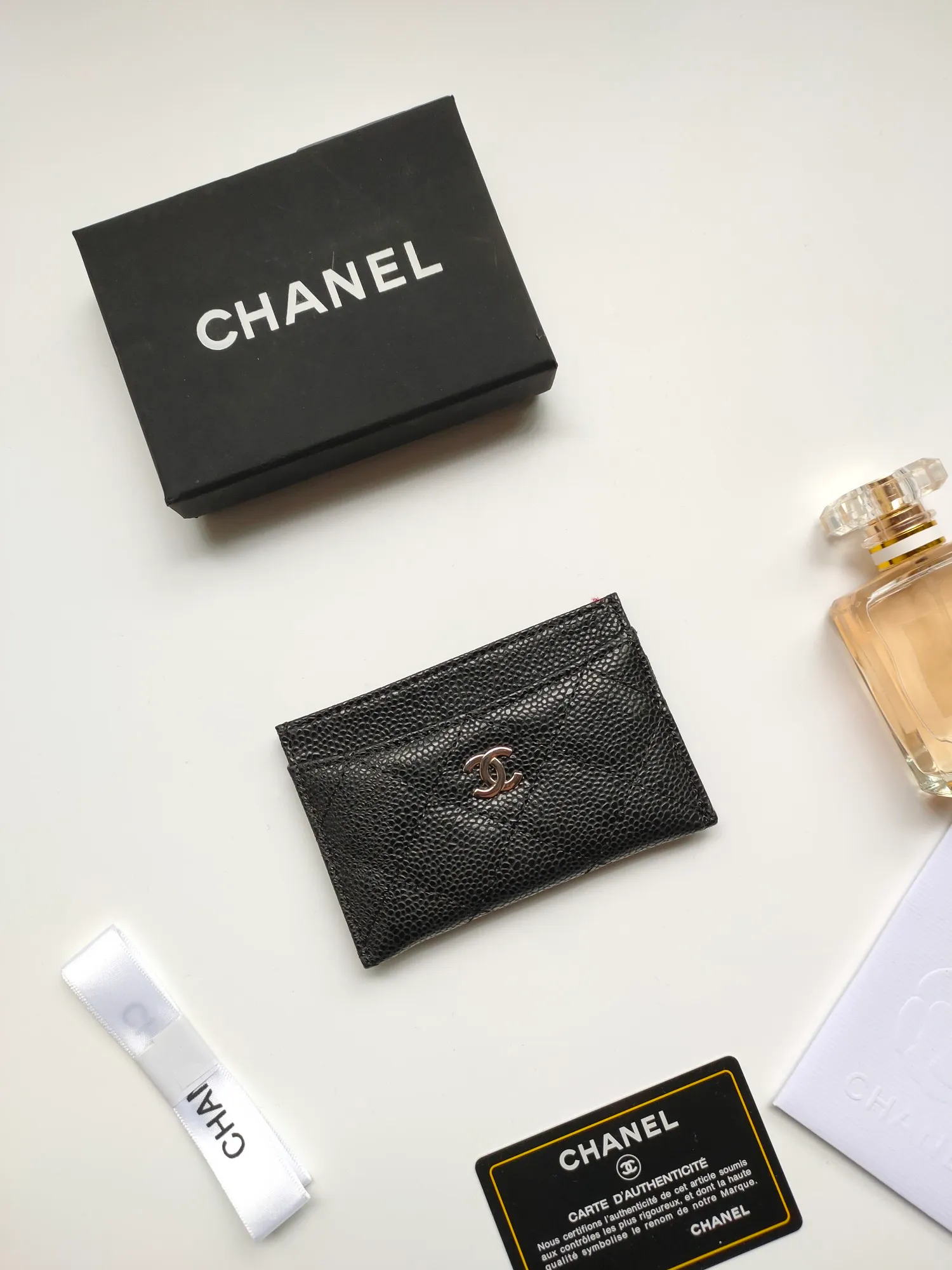 💰90 CHANEL Chanel counter card holder👍Model number: AP446 Size: 7.5×11.2×0.5cm Caviar cowhide on the outside + sheepskin on the inside + gold hardware😍😍Fine workmanship High-end quality [Rose] Complete accessories