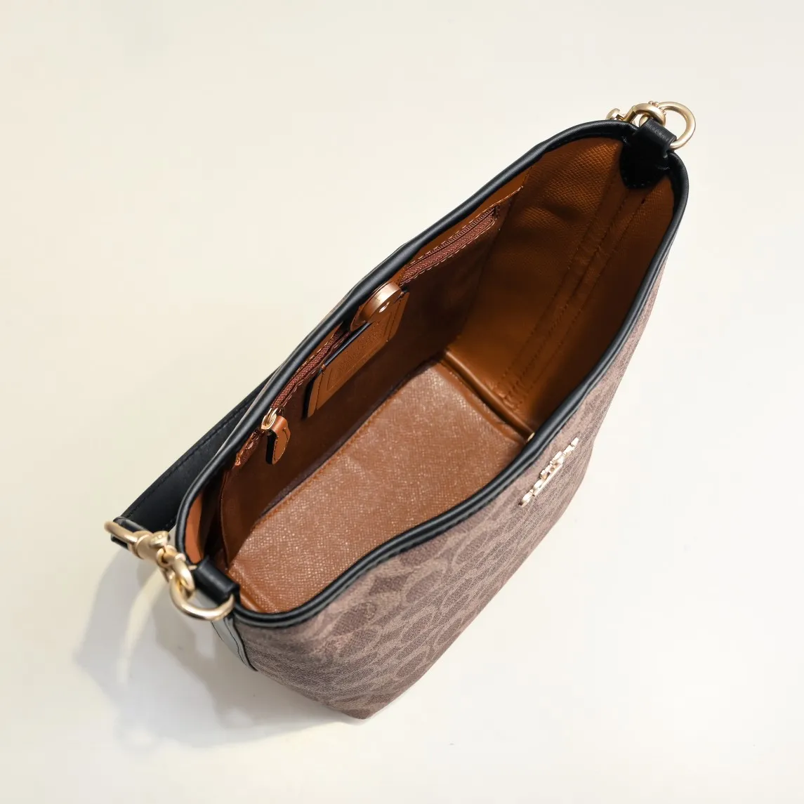 Style number: CT800 Size: 21*16.5*11.5cm