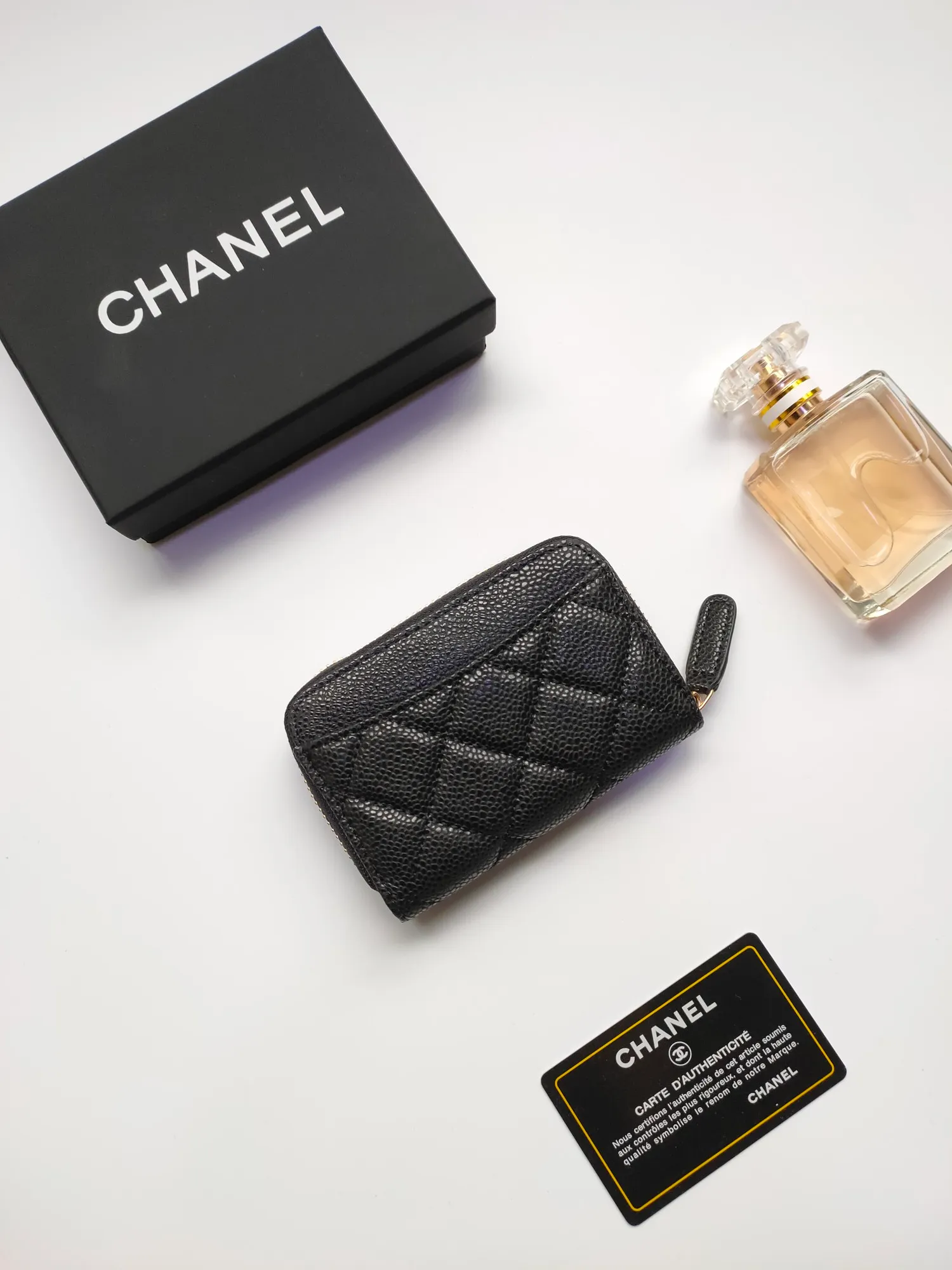 ￥110 Chanel card holder❤Coin purse️❤️Full leather inside and outside. Counter style. Impeccable workmanship details. Adhere to high quality. Style number: AP452 Size: 10x9cm