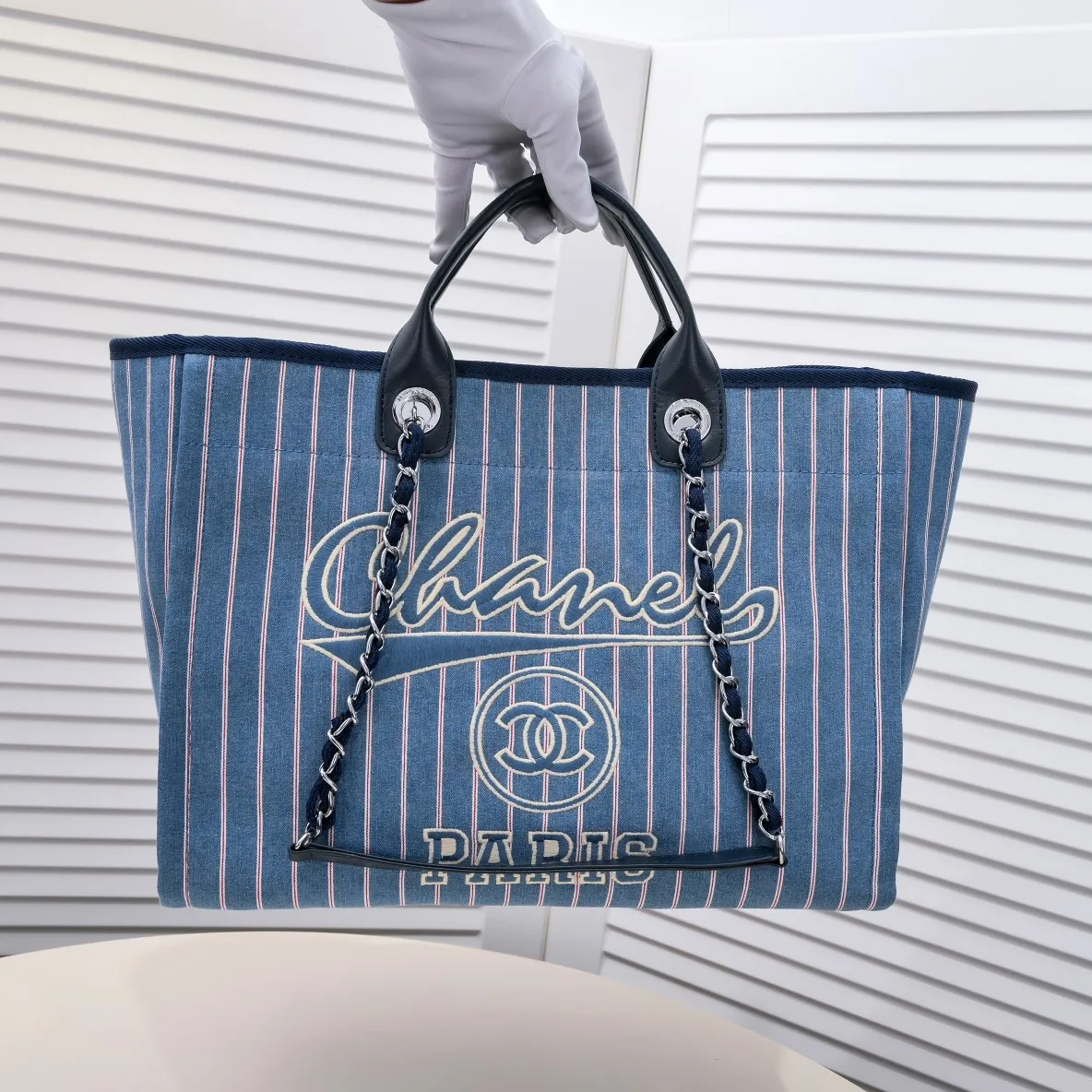 💰400￥👑Chanel 2022 new beach bag denim bag🎉🎉Women's shoulder portable shopping bag large capacity mommy fashion simple chain bag✅✅✅👍👍 Style number: 67178-7 Size: top width 48/bottom width 38/height 30/thickness 14 cm